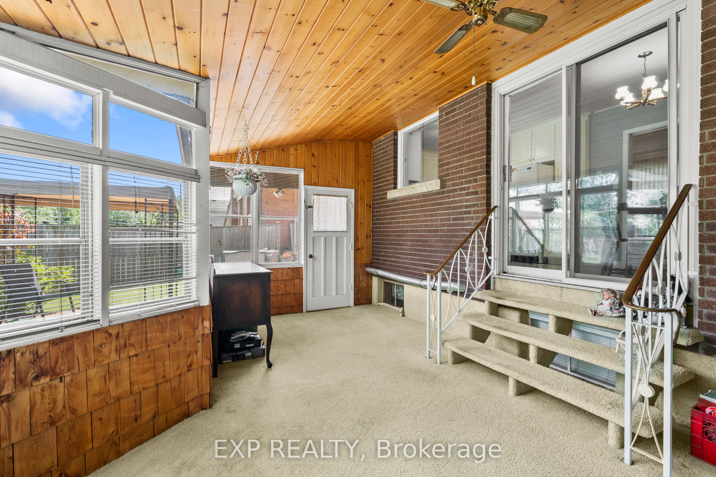 8800 Champlain Drive Property Photo 17