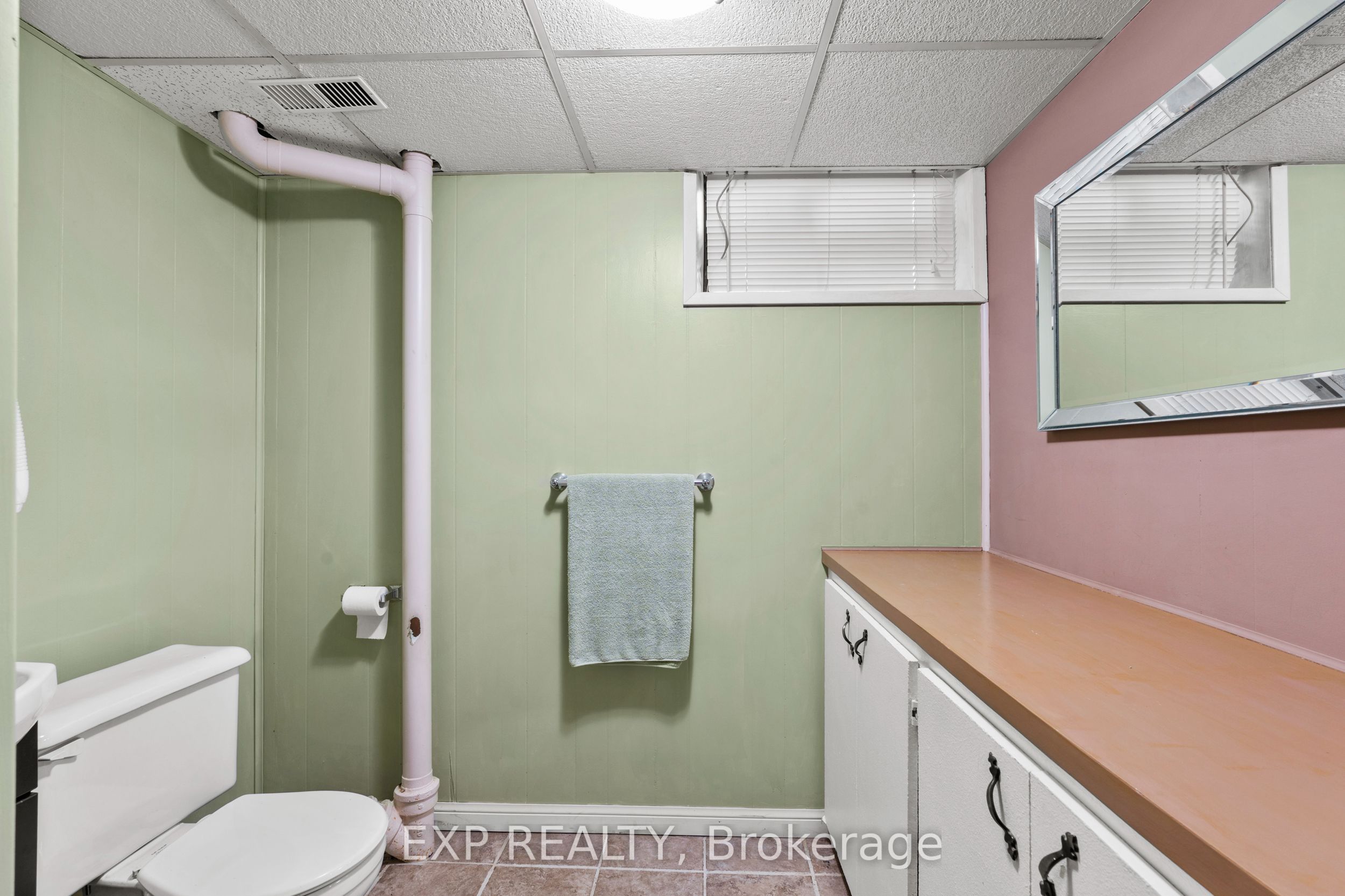 8800 Champlain Drive Property Photo 34