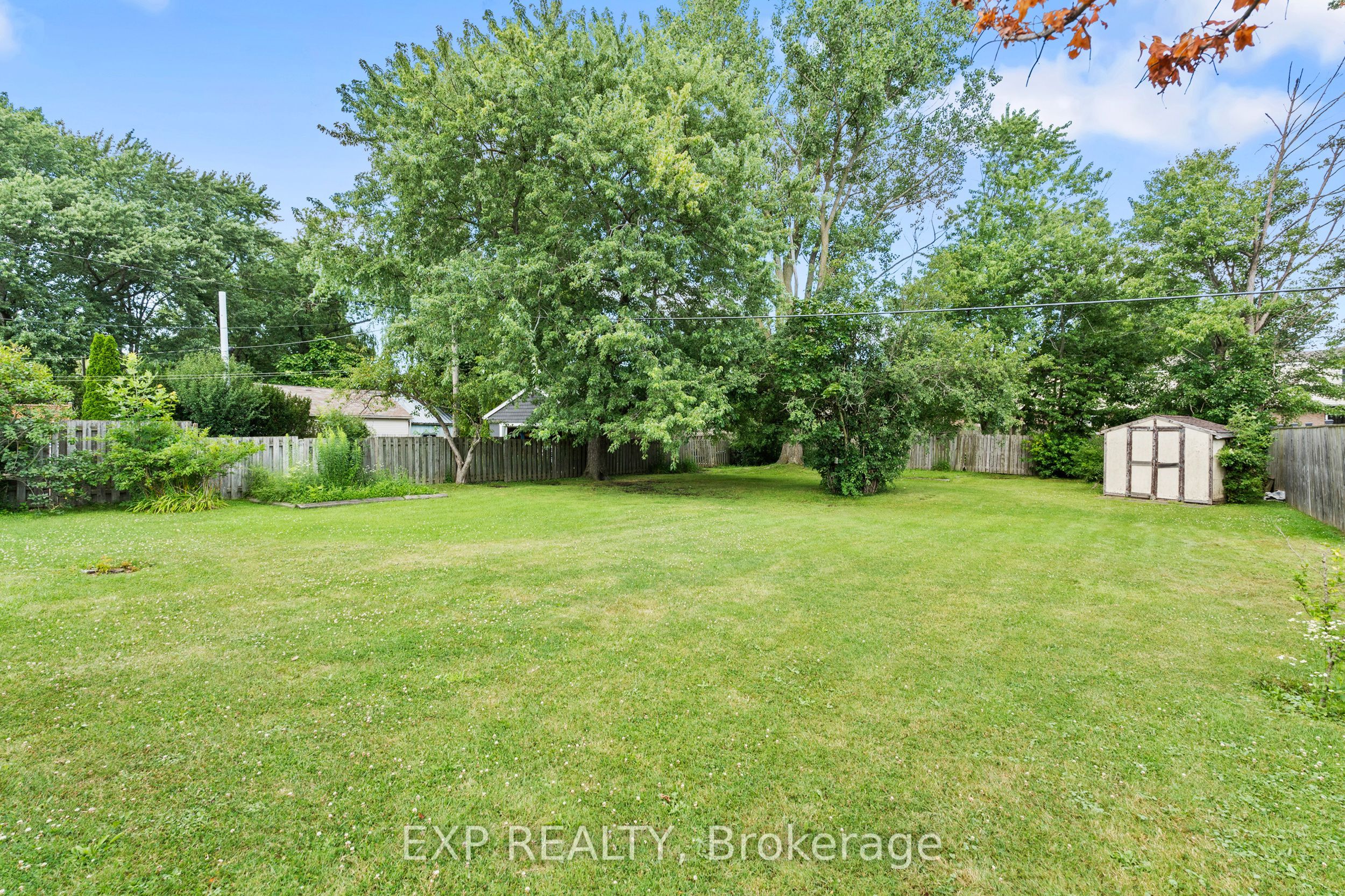 8800 Champlain Drive Property Photo 36