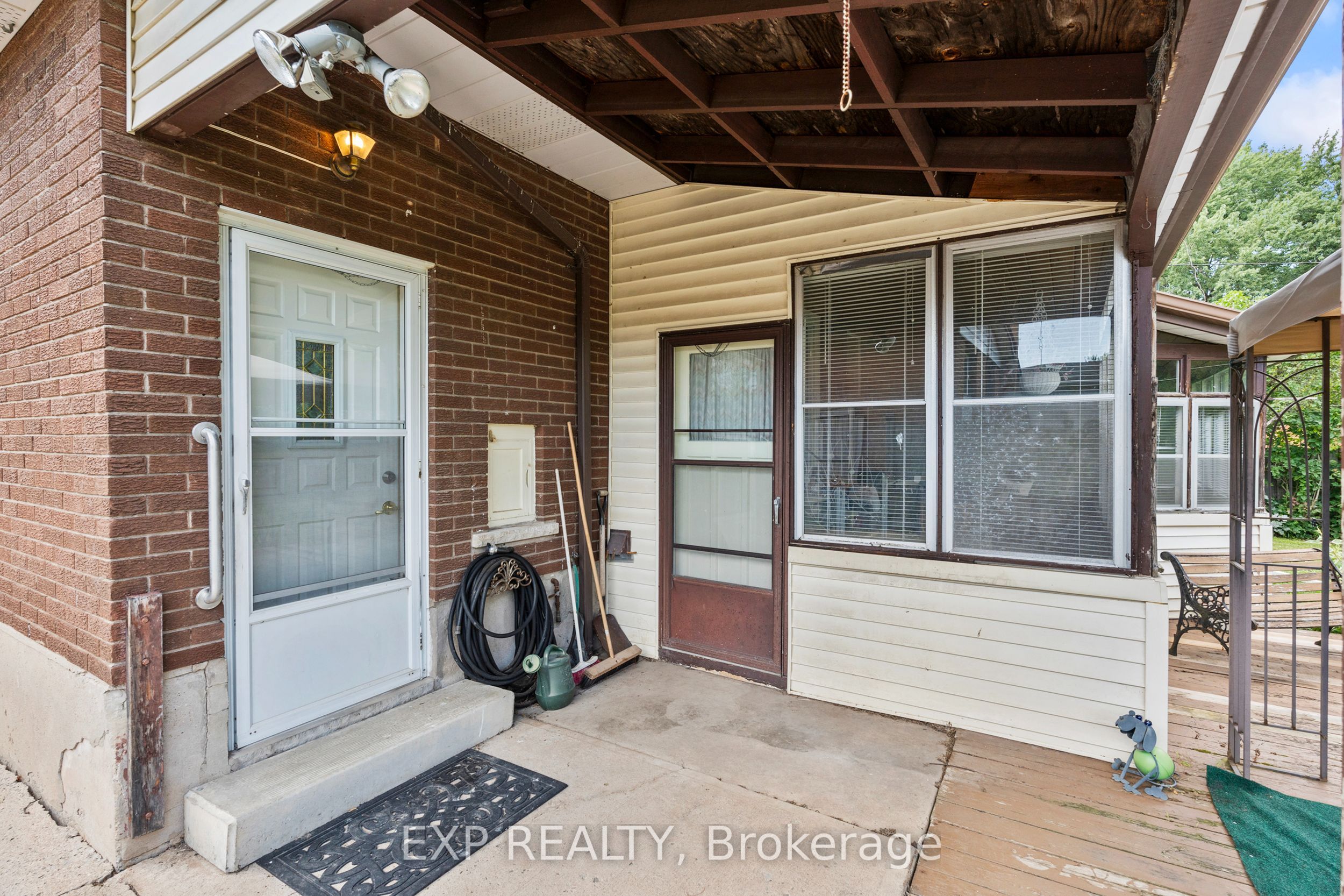 8800 Champlain Drive Property Photo 45
