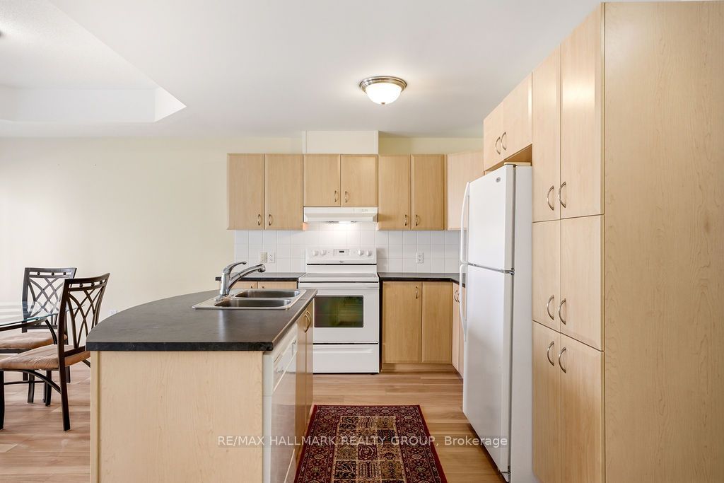 224 Paseo Private 3 Property Photo 15