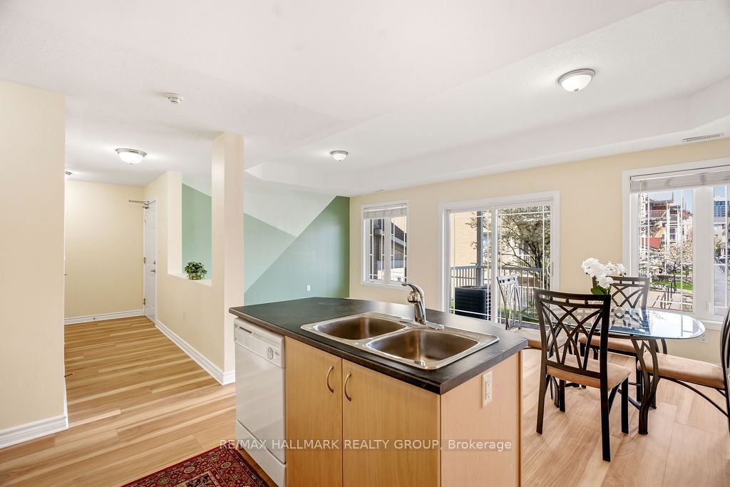 224 Paseo Private 3 Property Photo 18