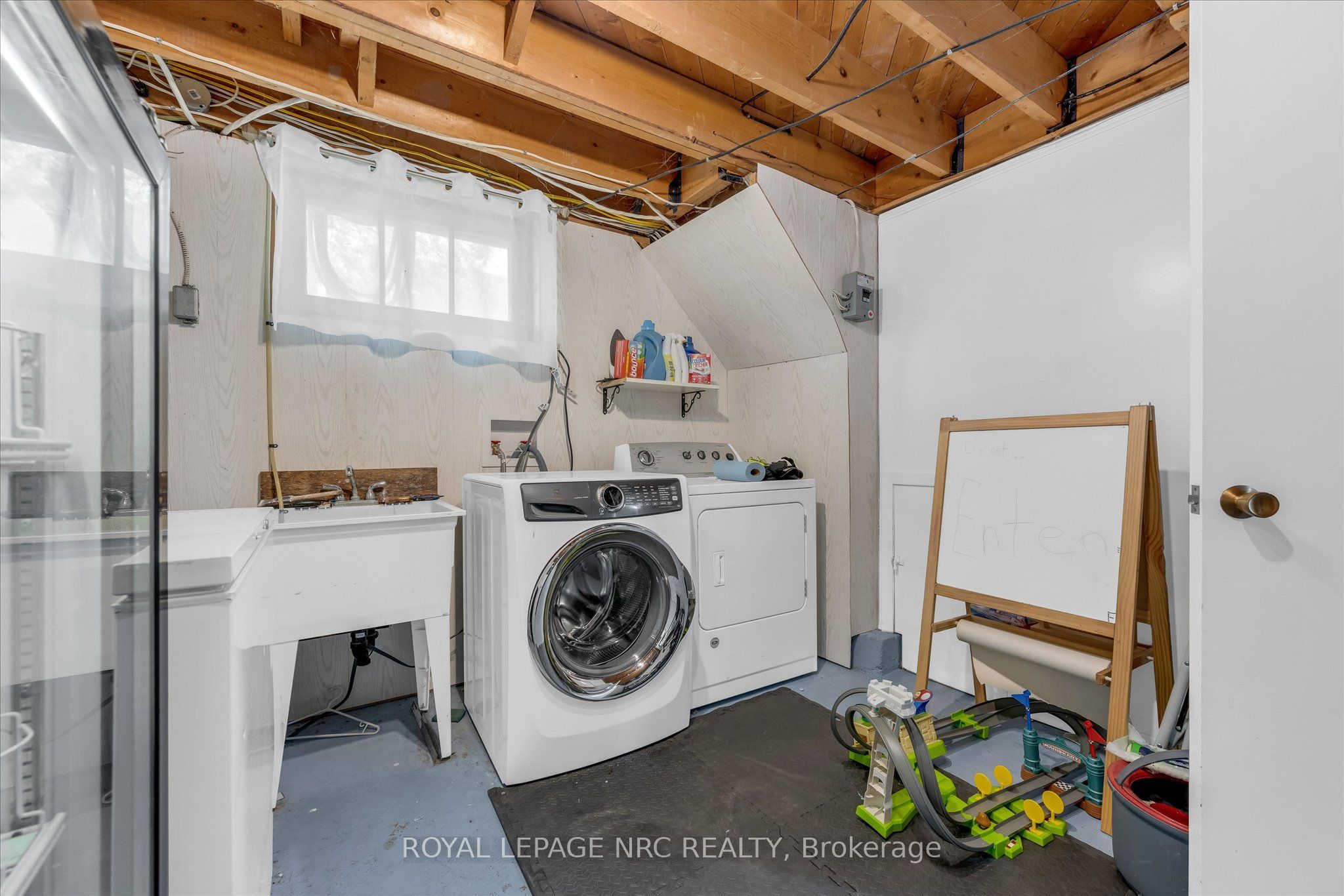 5 Goldsmith Avenue Property Photo 27