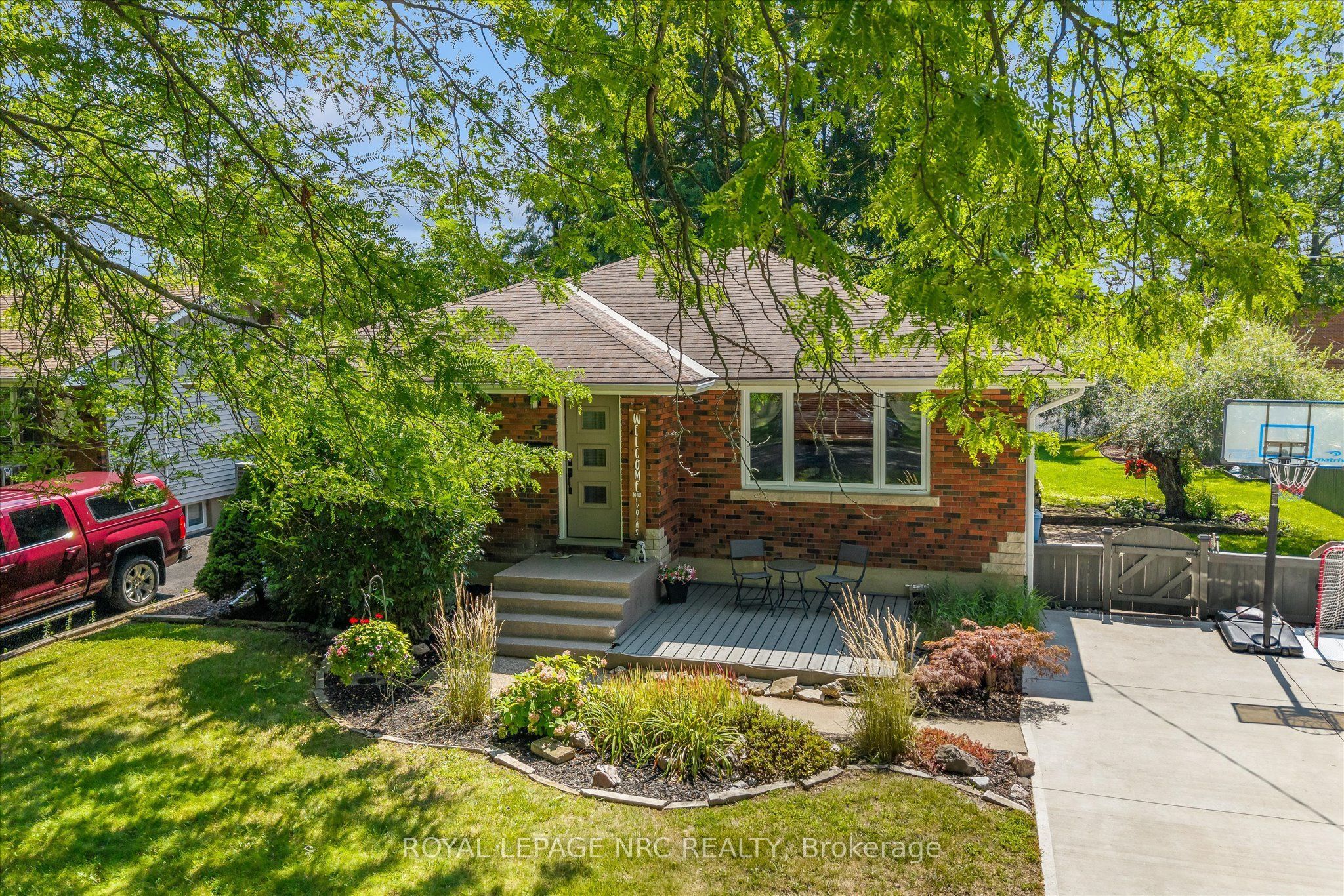 5 Goldsmith Avenue Property Photo 33