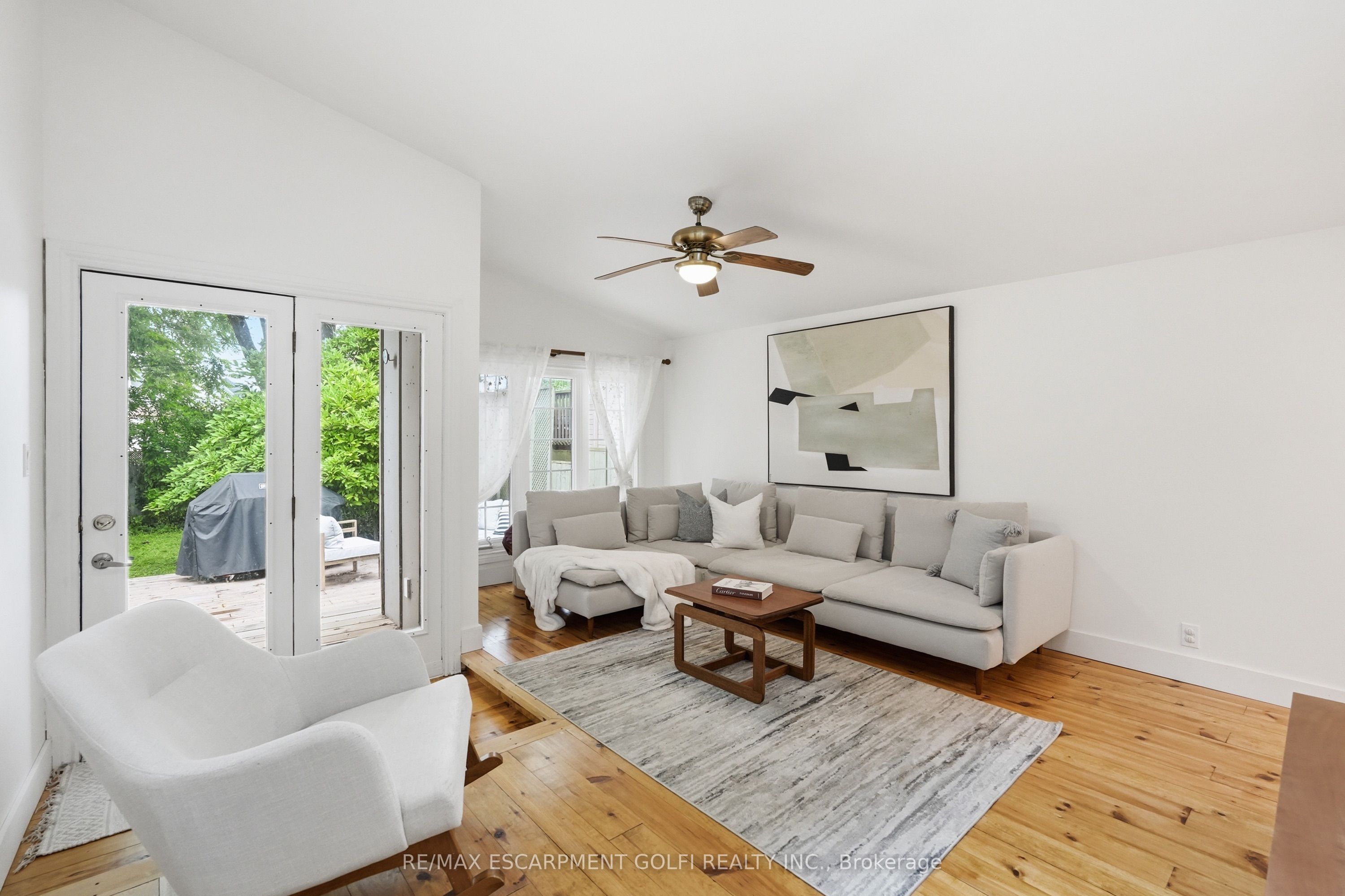 356 Hughson Street Property Photo 12