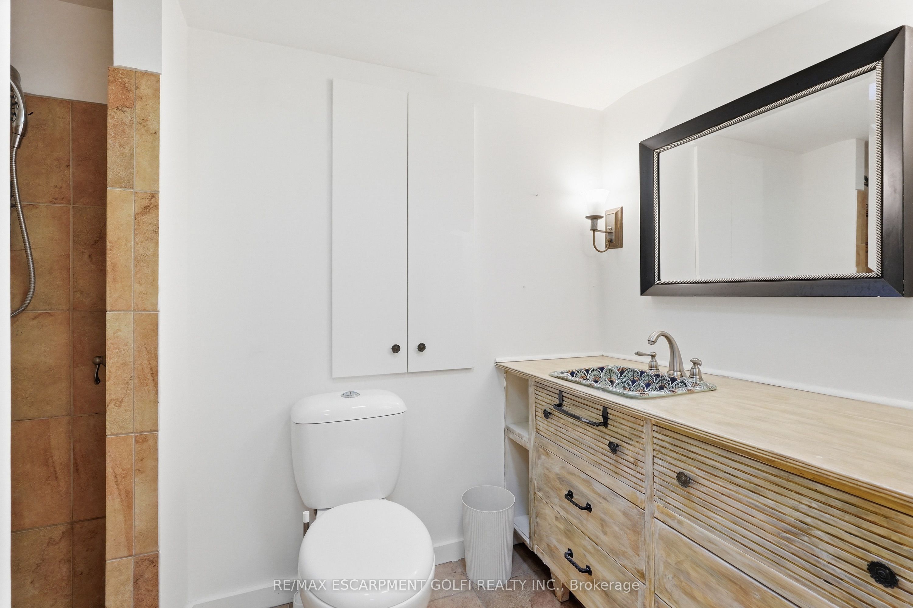 356 Hughson Street Property Photo 15