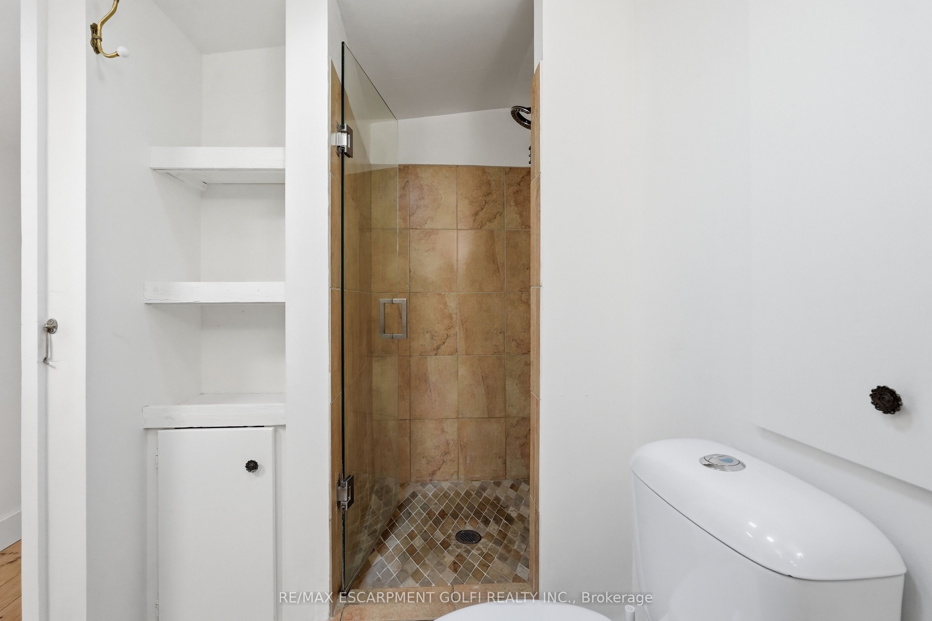 356 Hughson Street Property Photo 16