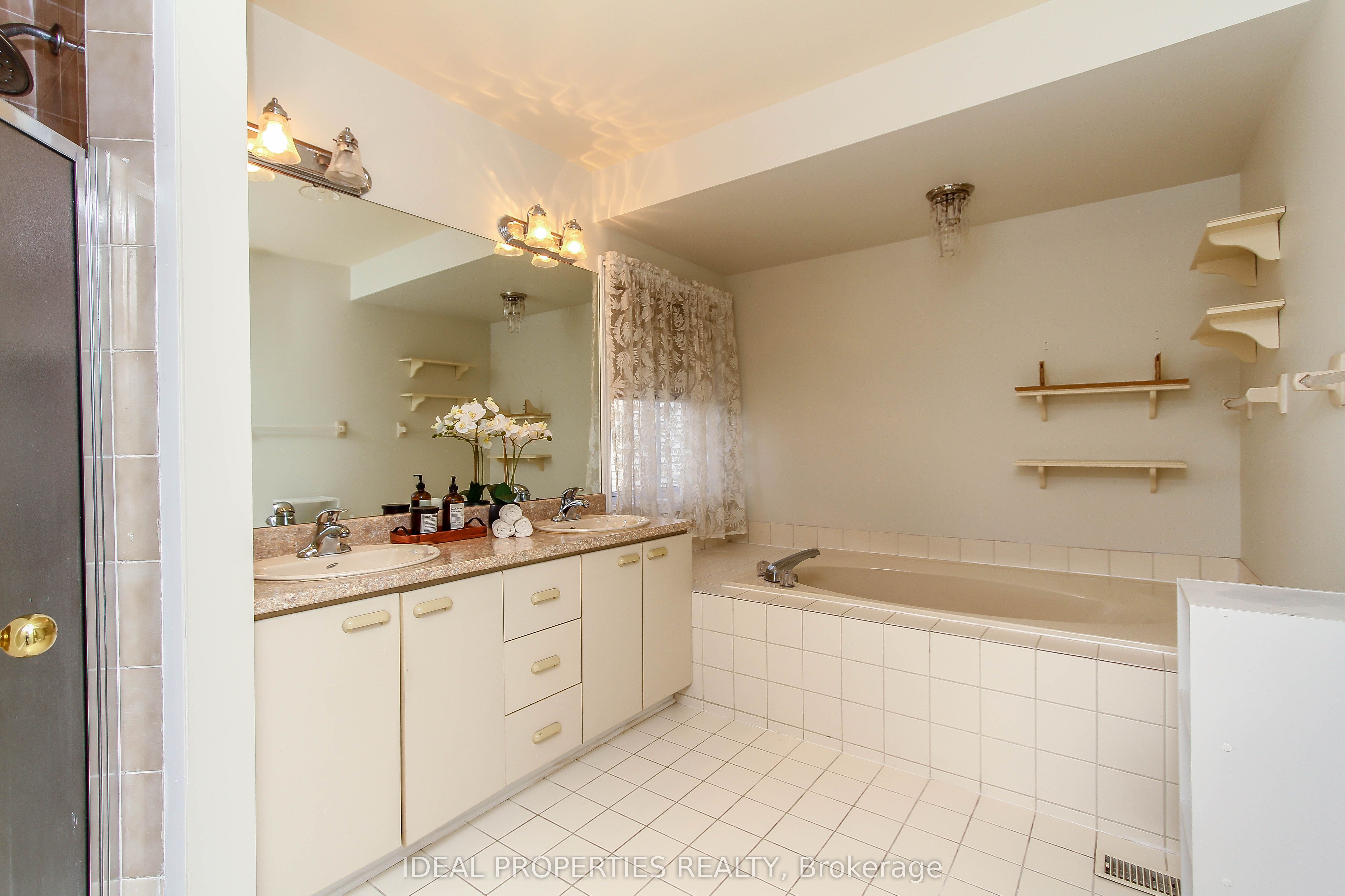 39 Huntings End Avenue Property Photo 29