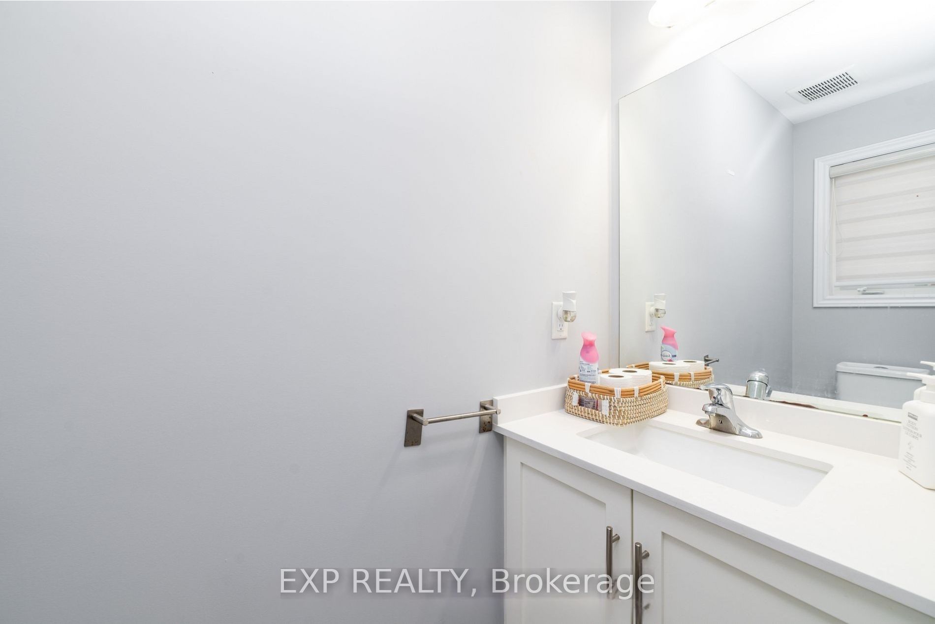 324 Equestrian Way 44 (main) Property Photo 14