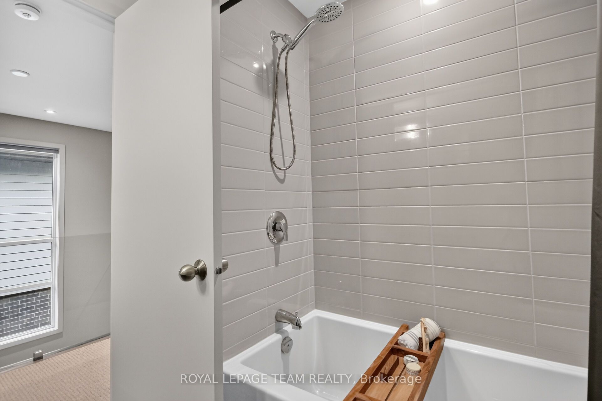 140 Larimar Circle Property Photo 34