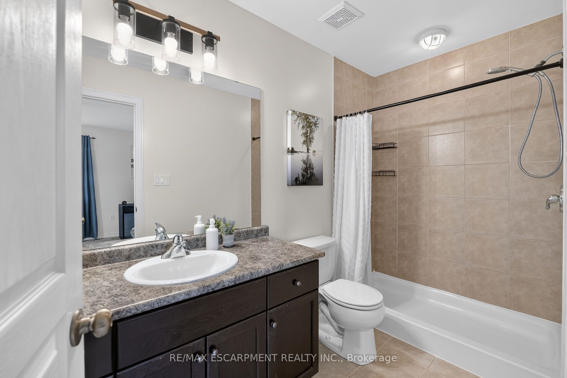 4838 Adam Court Property Photo 27