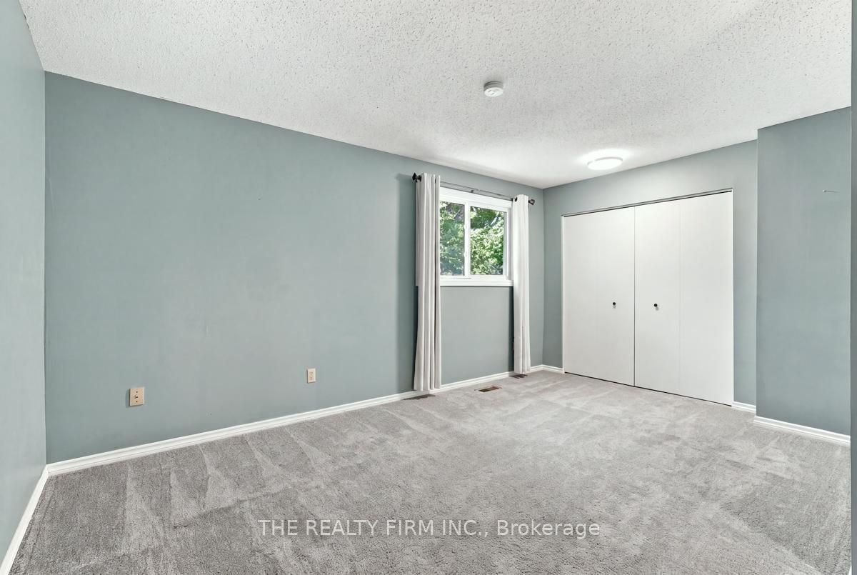 258 Olympic Crescent Property Photo 15