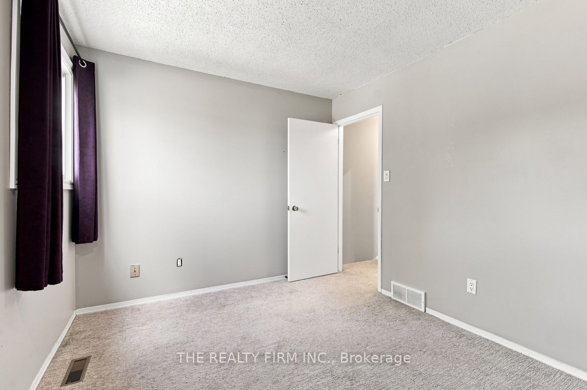 258 Olympic Crescent Property Photo 20