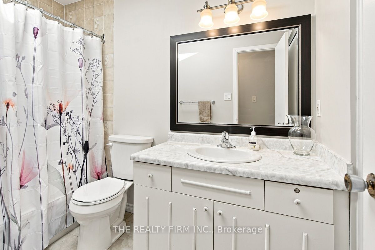 258 Olympic Crescent Property Photo 21