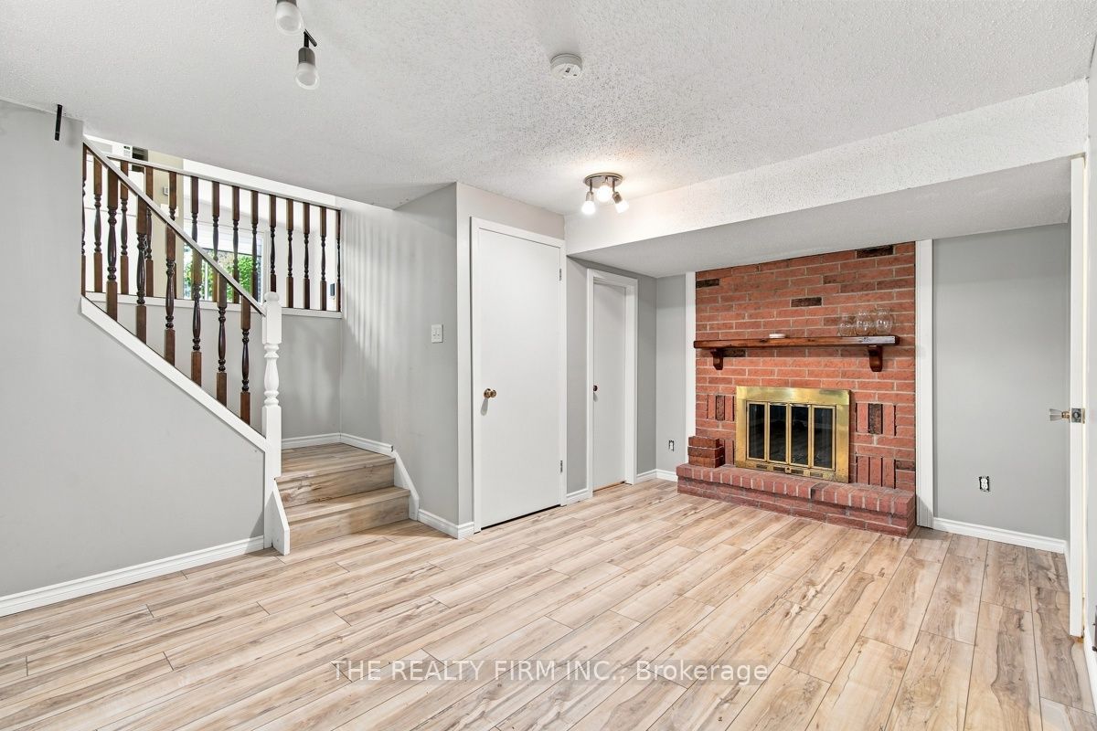258 Olympic Crescent Property Photo 24
