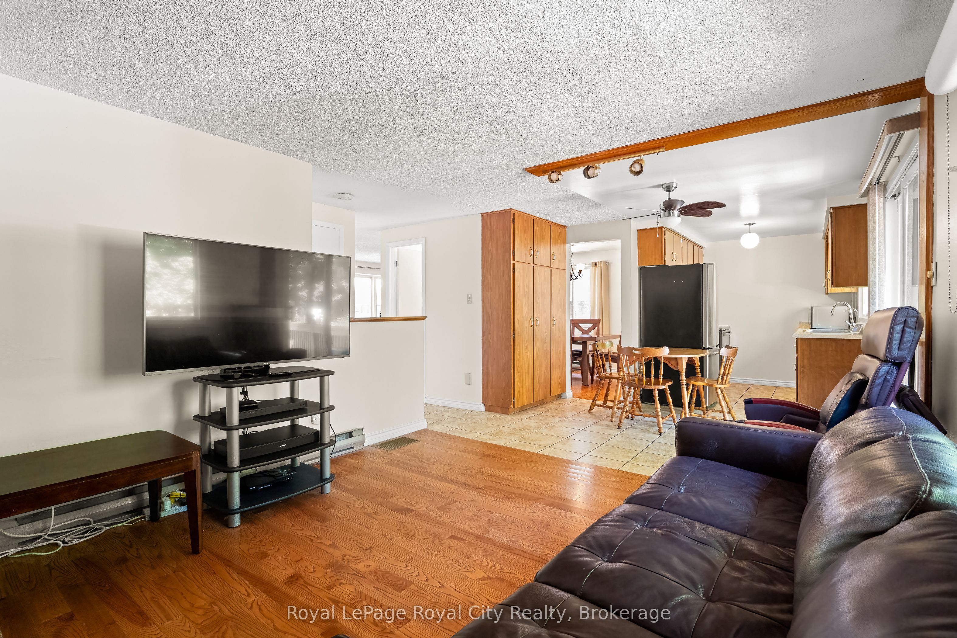 121 Imperial Road N Property Photo 6