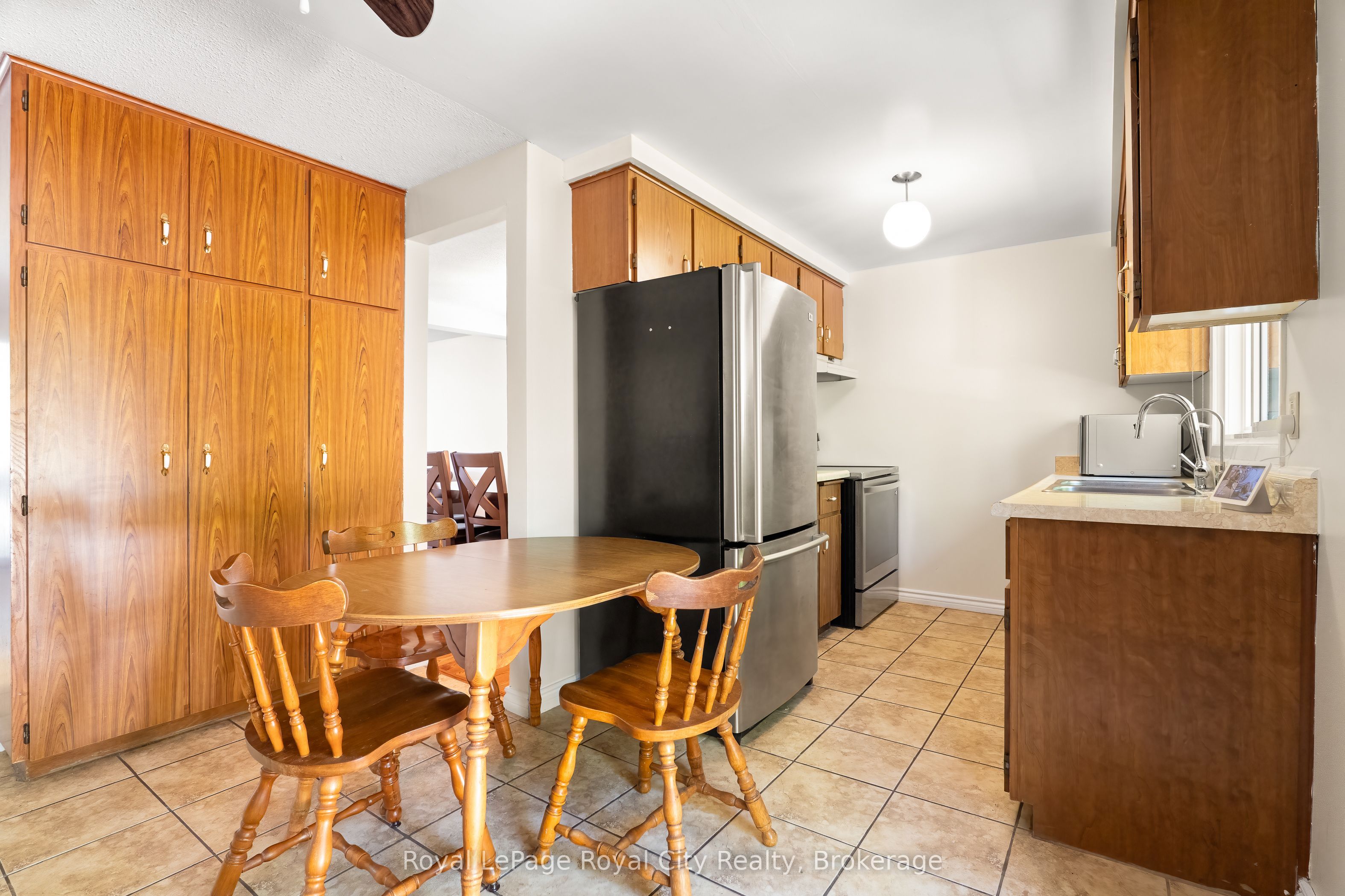 121 Imperial Road N Property Photo 14