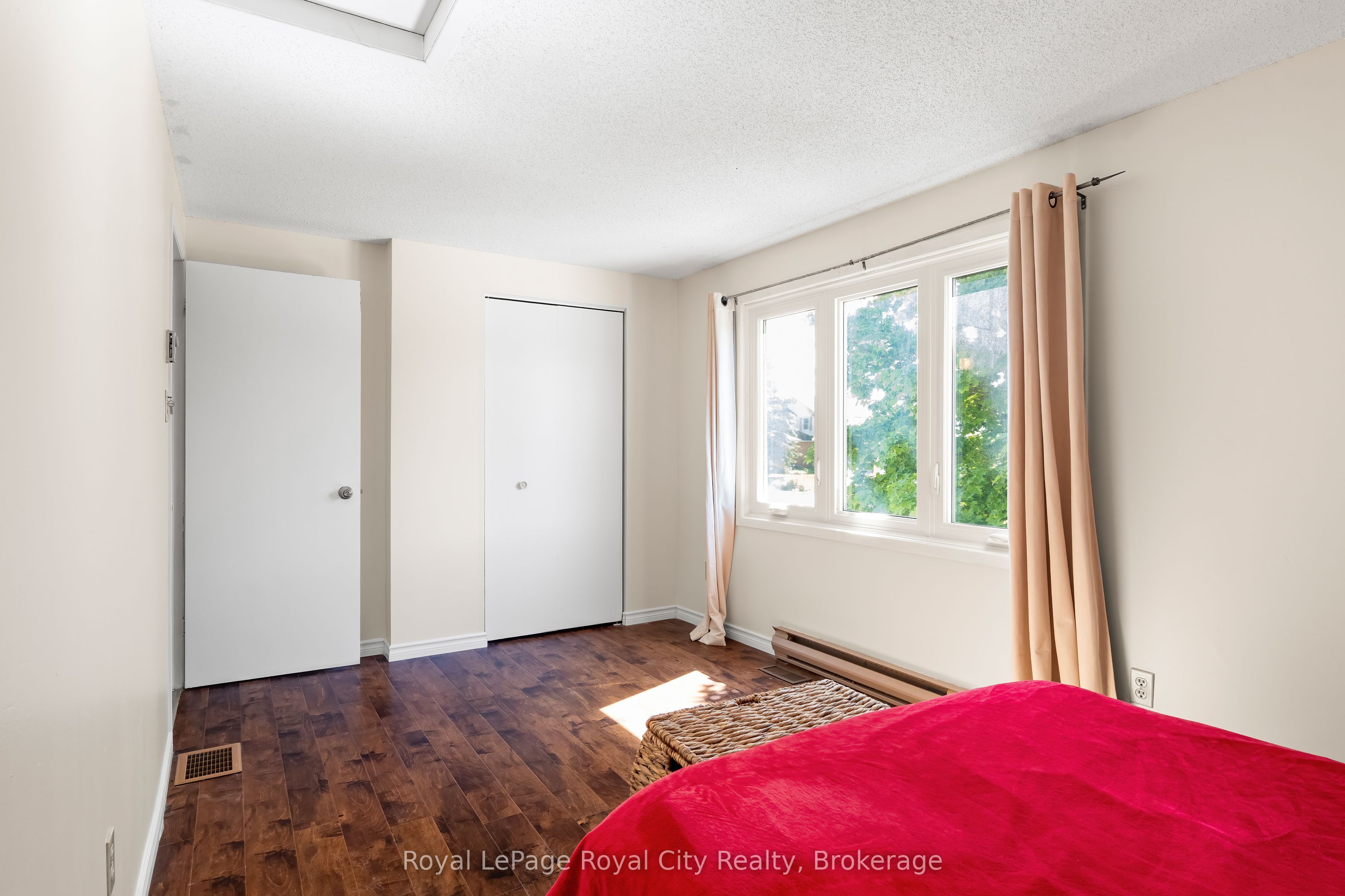 121 Imperial Road N Property Photo 24