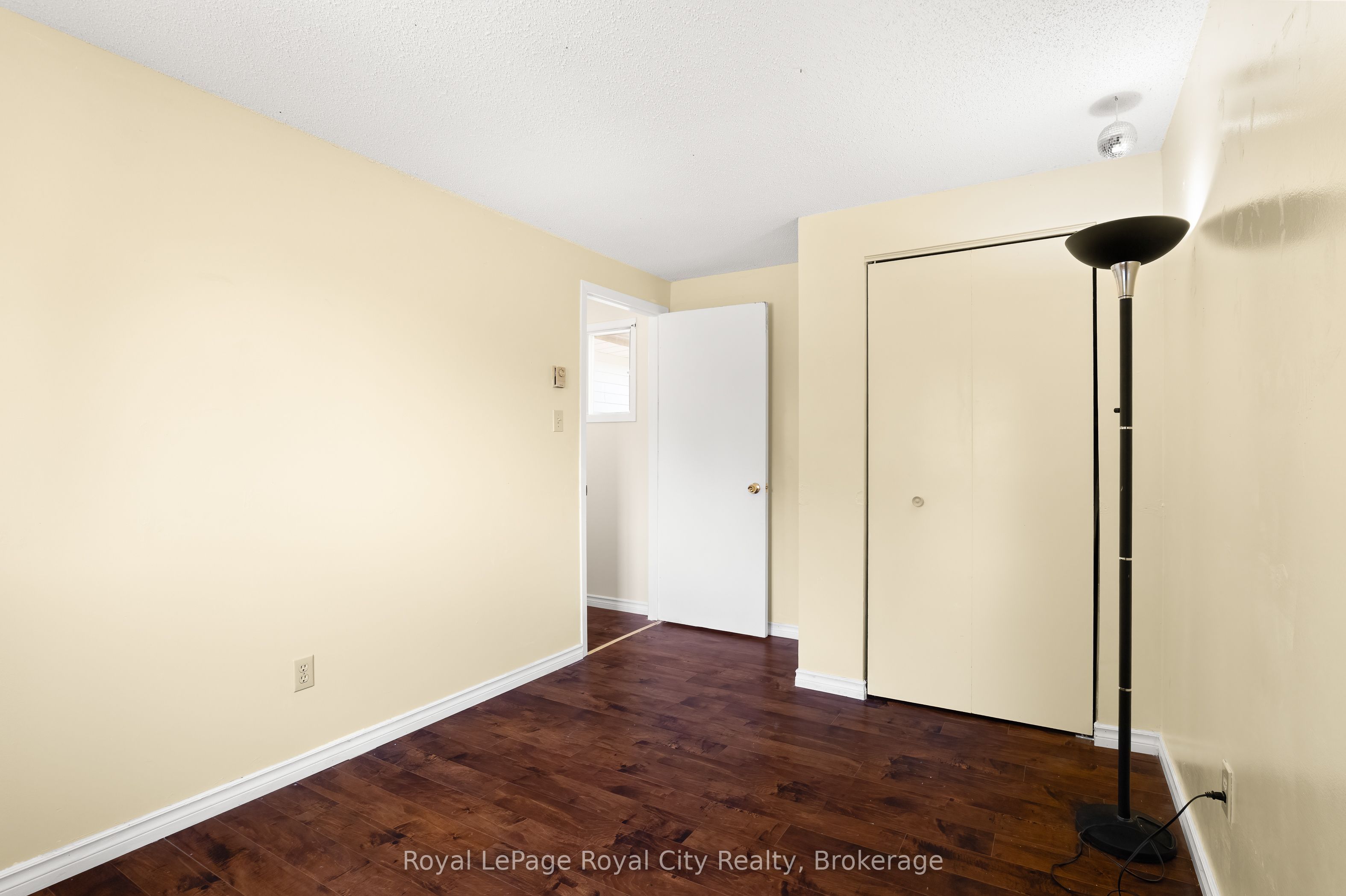 121 Imperial Road N Property Photo 28