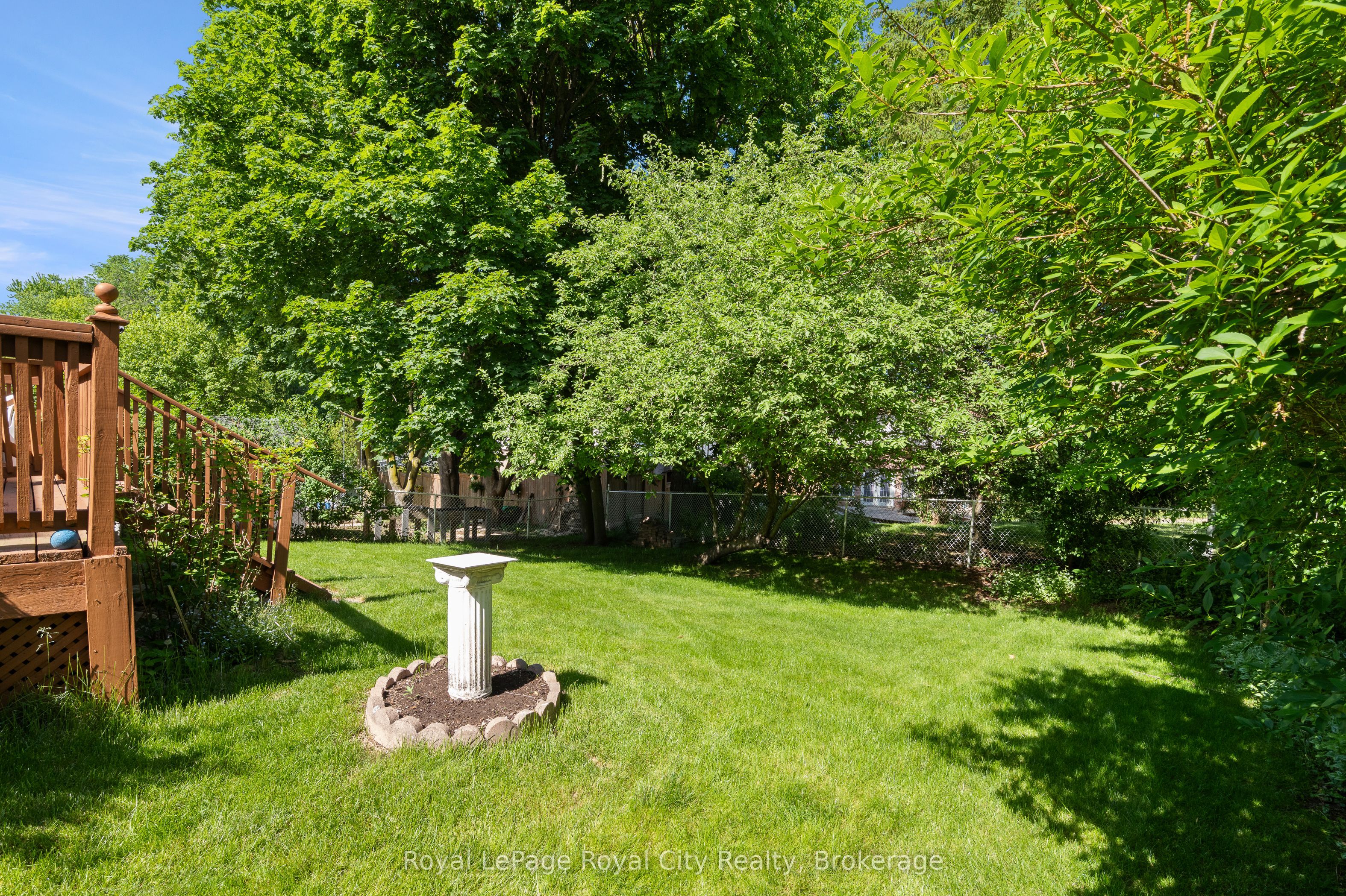 121 Imperial Road N Property Photo 38