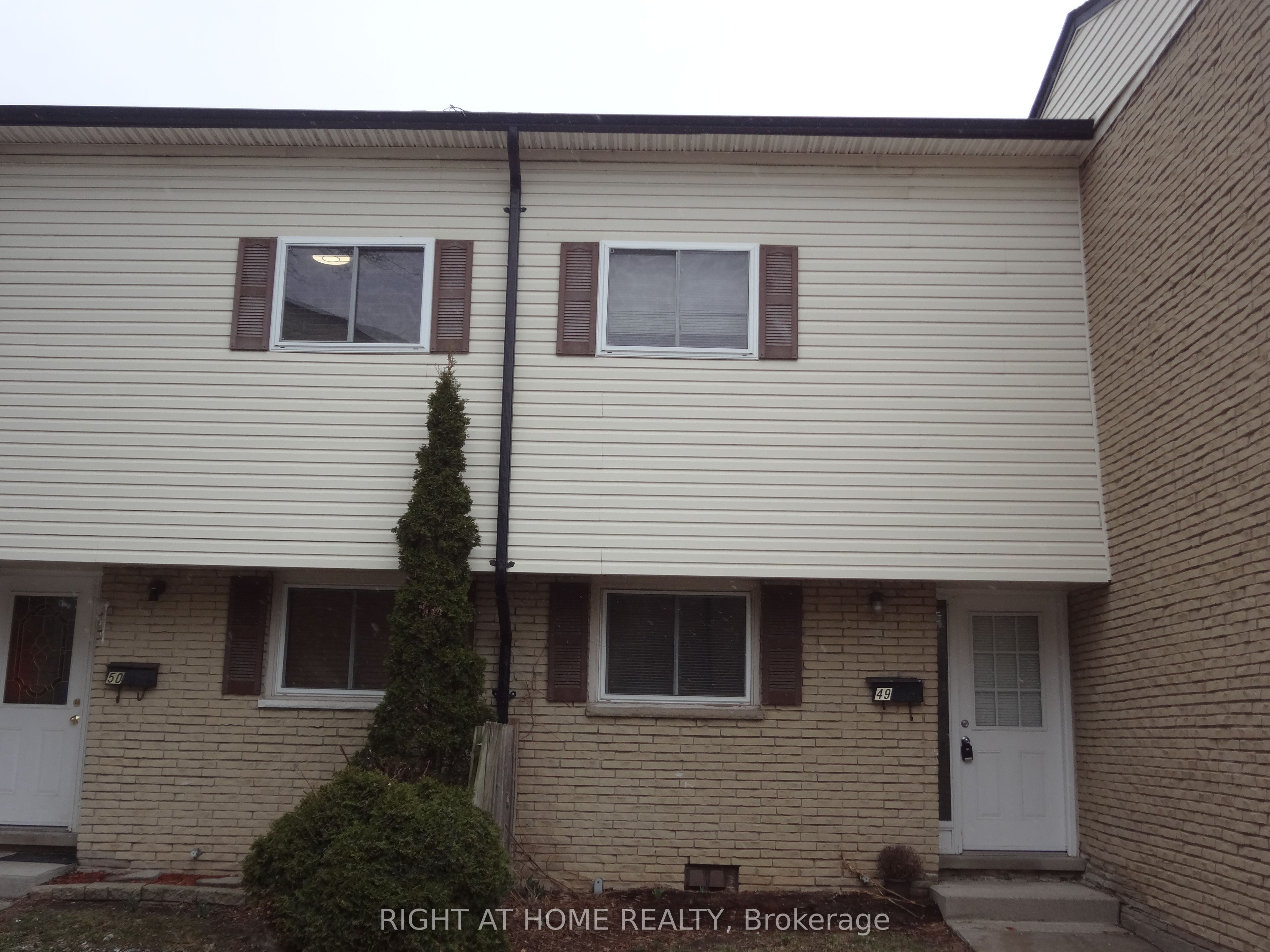 211 Veronica Drive 49 Property Photo 1