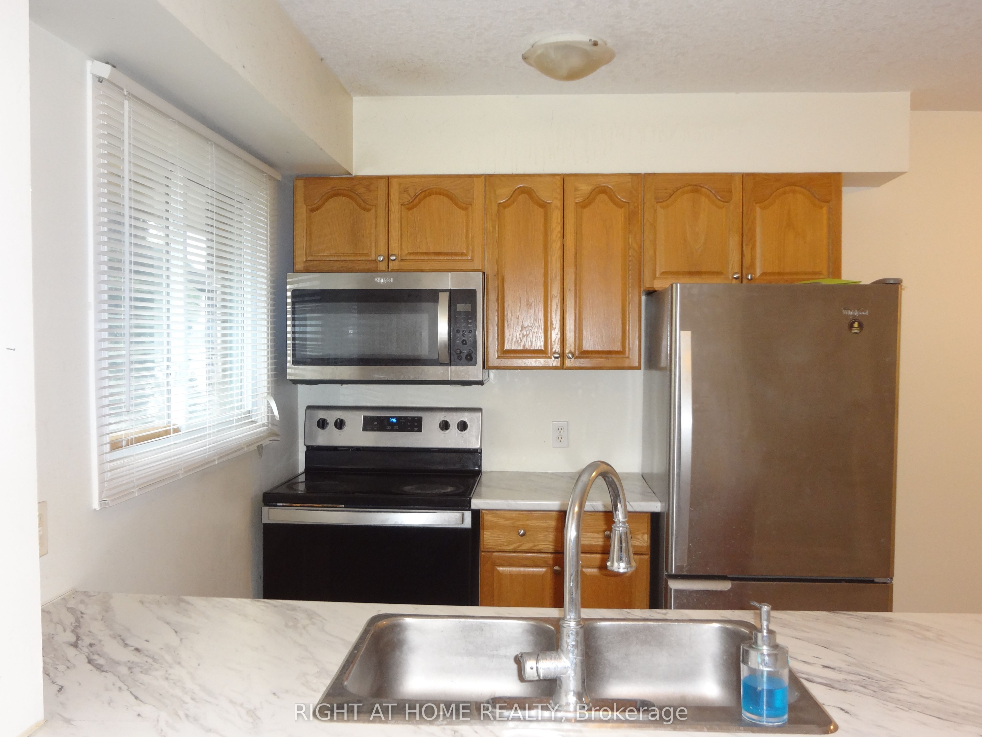 211 Veronica Drive 49 Property Photo 4