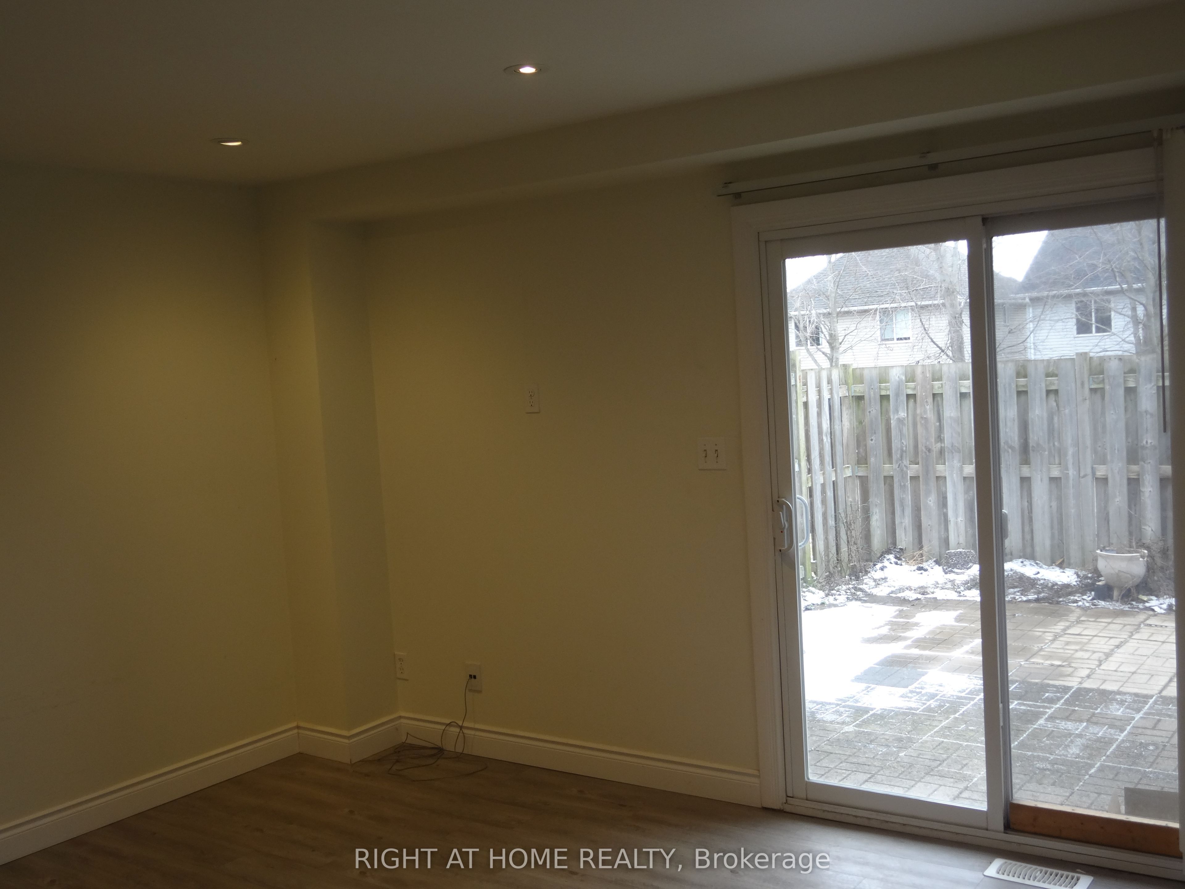 211 Veronica Drive 49 Property Photo 16