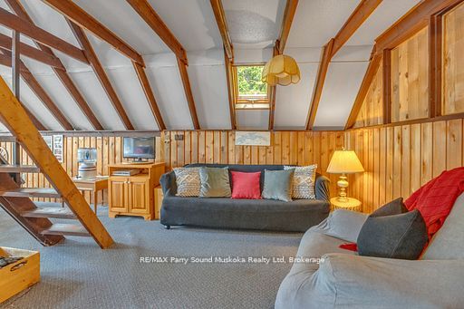 124 Healey Lake Water Property Photo 5