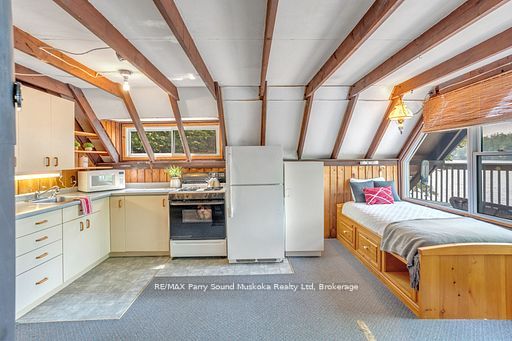 124 Healey Lake Water Property Photo 12