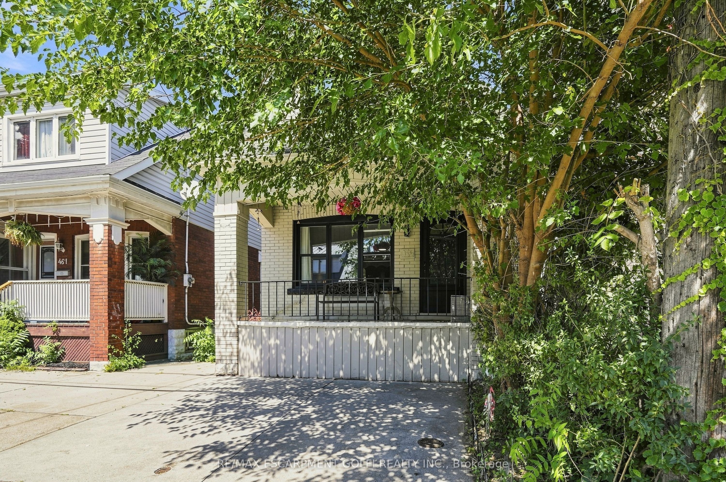 463 Dunsmure Avenue Property Photo 2