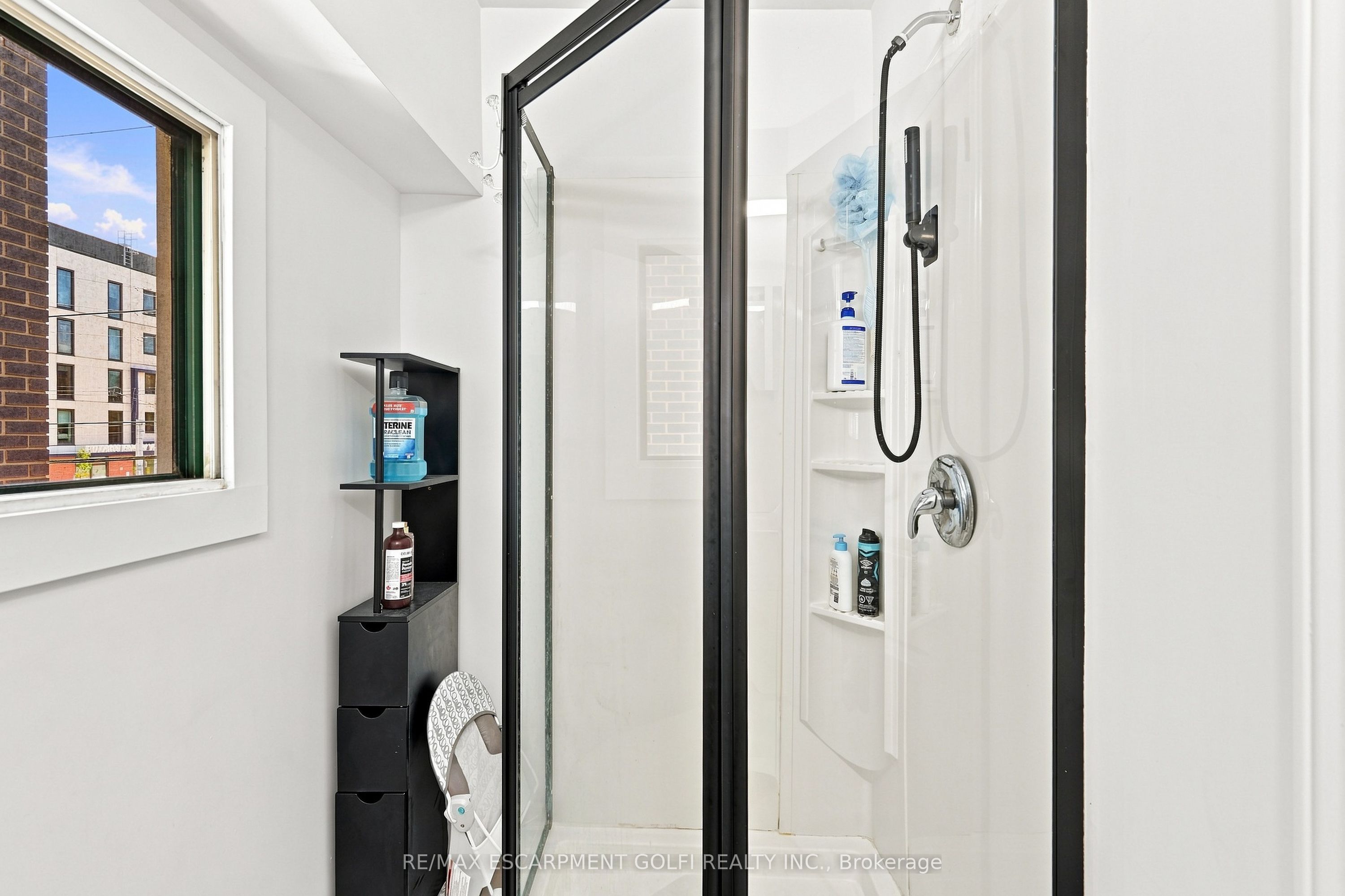 463 Dunsmure Avenue Property Photo 15