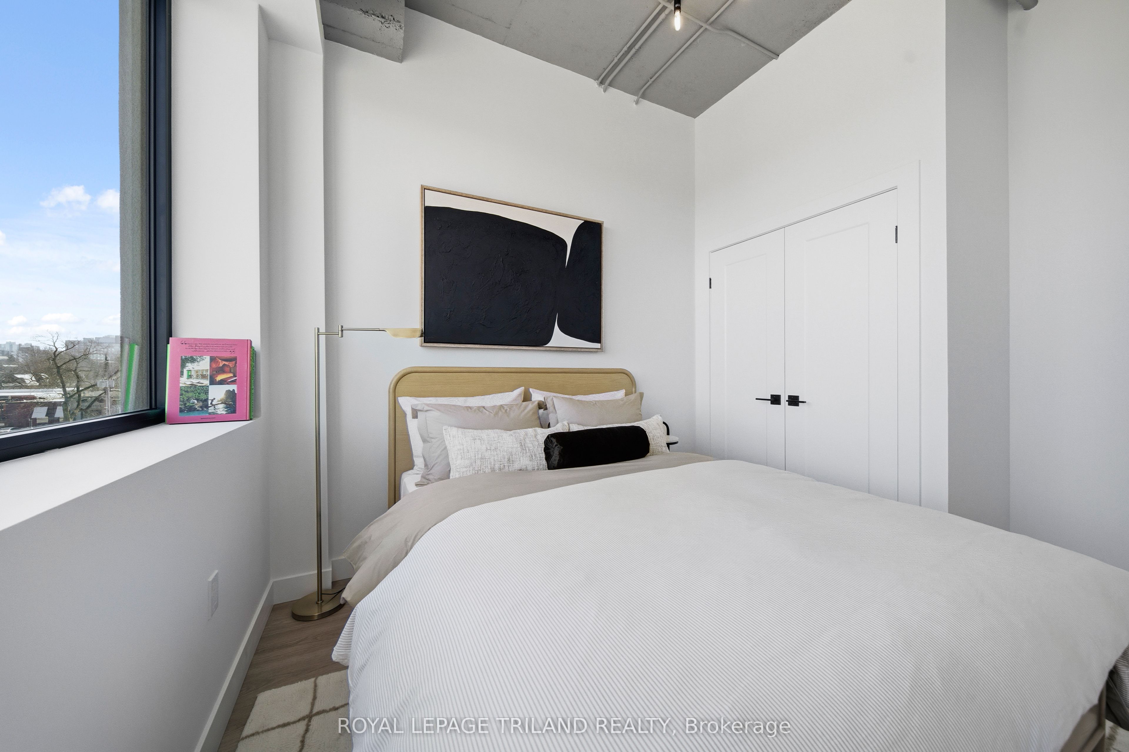 685 Richmond Street 210 Property Photo 10