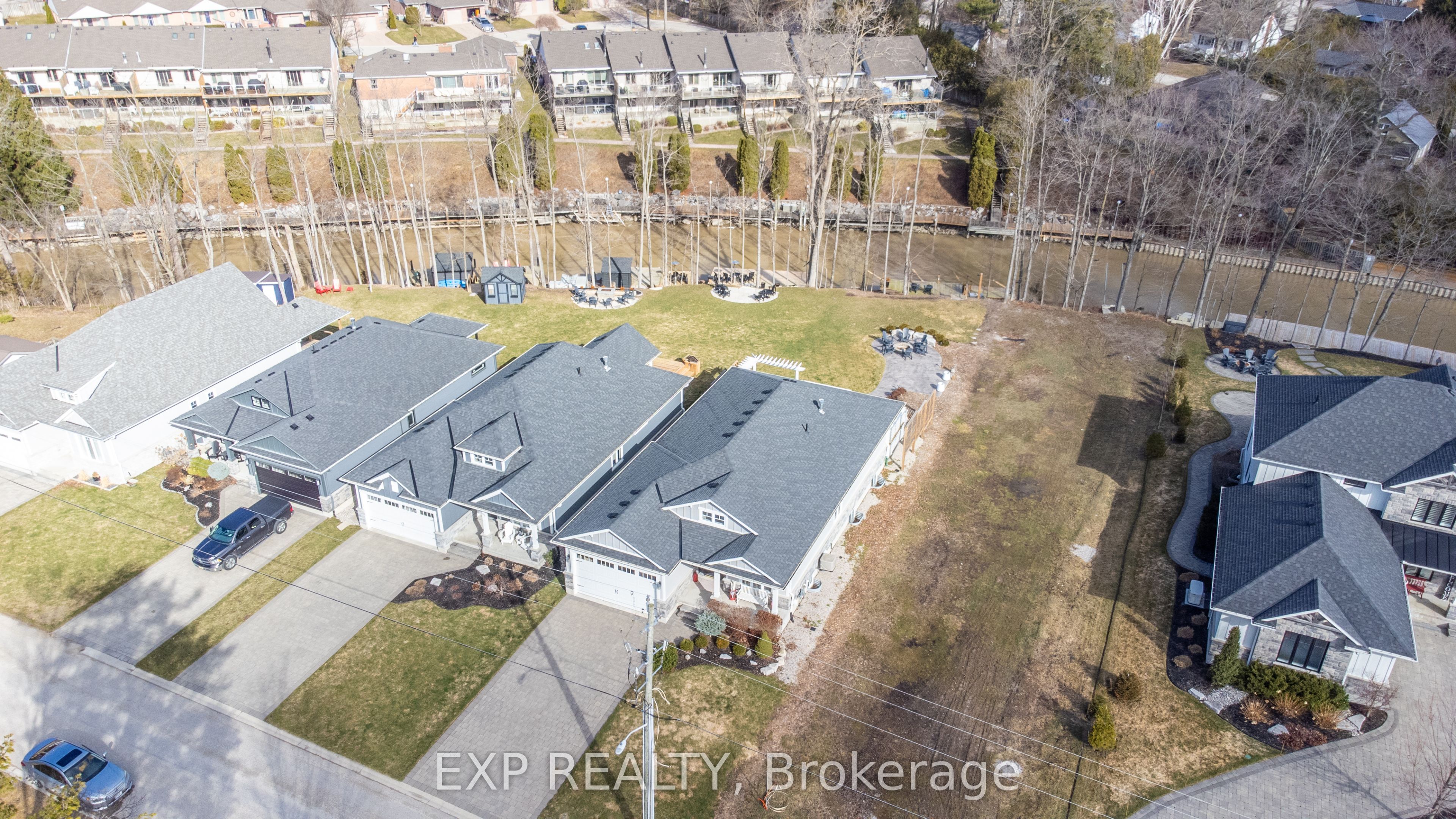 89 Gill Road Property Photo 2