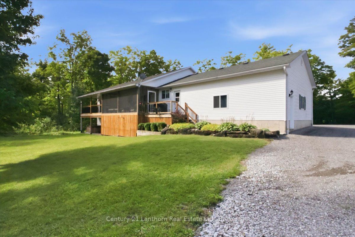 18448 Highway 62 Property Photo 2