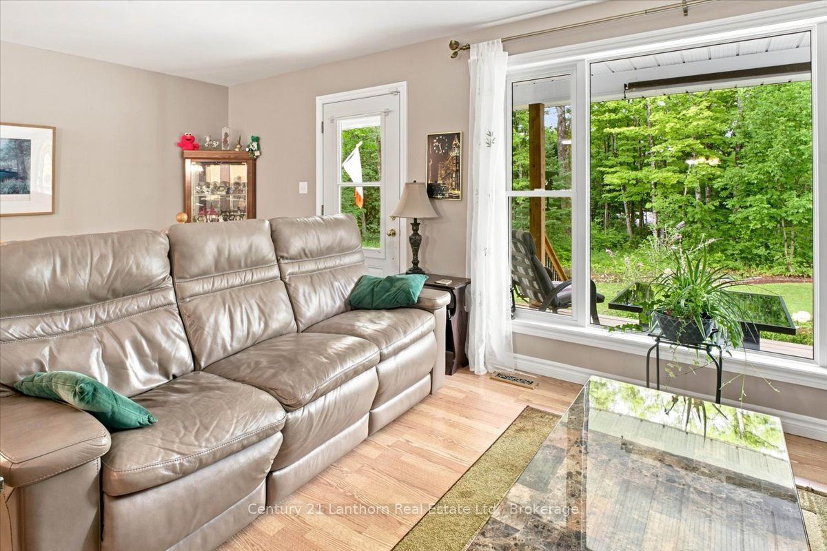 18448 Highway 62 Property Photo 14