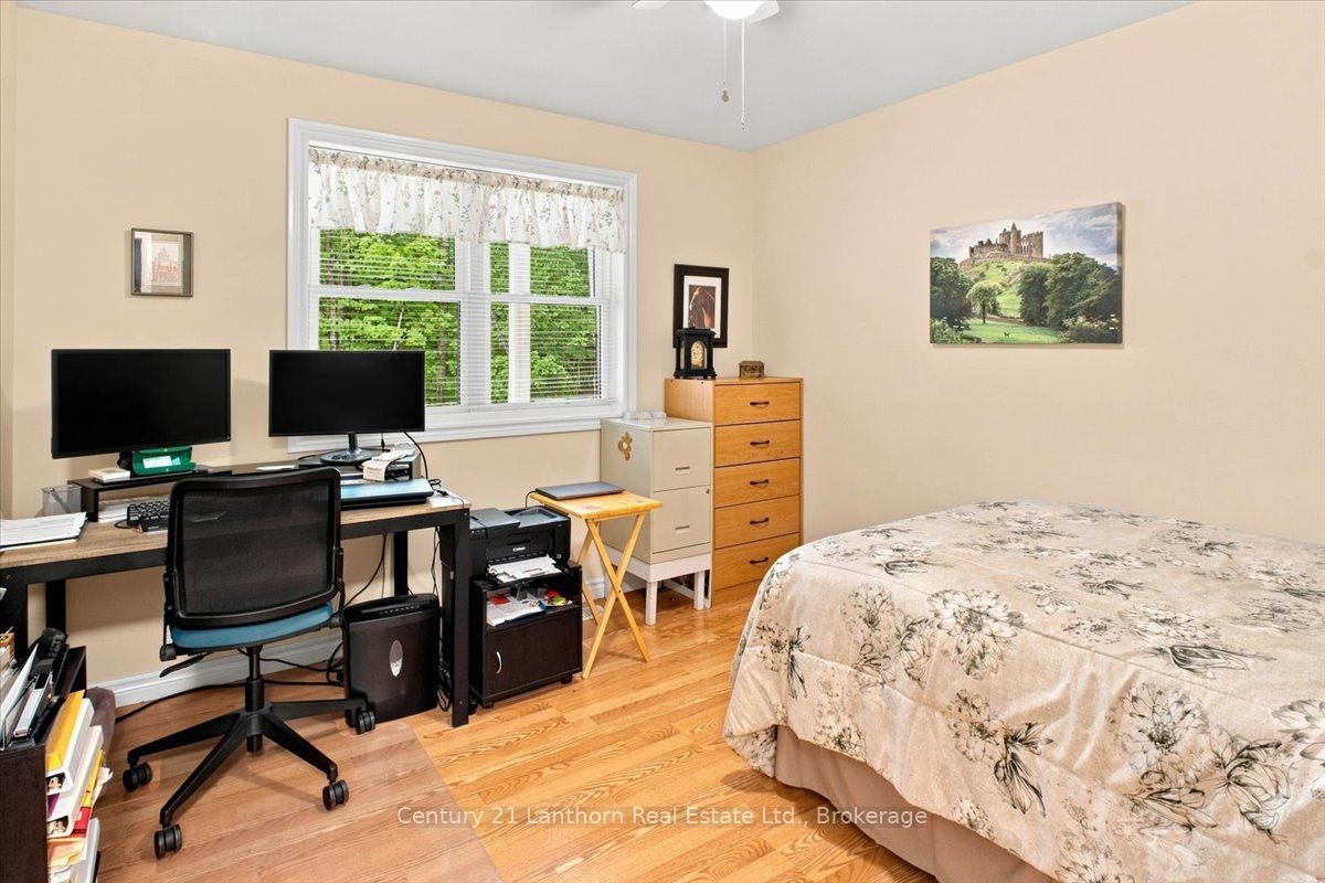 18448 Highway 62 Property Photo 23