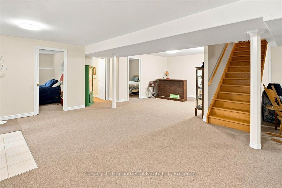18448 Highway 62 Property Photo 28