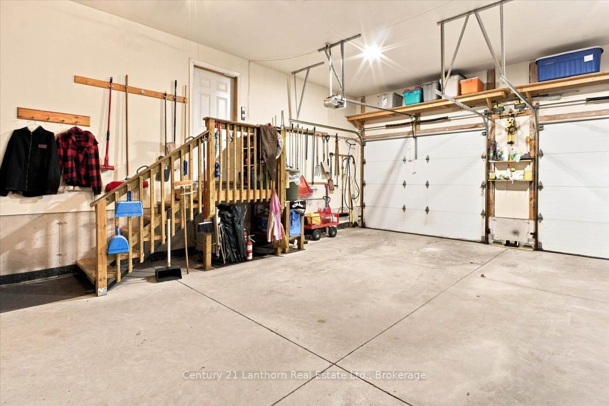 18448 Highway 62 Property Photo 35