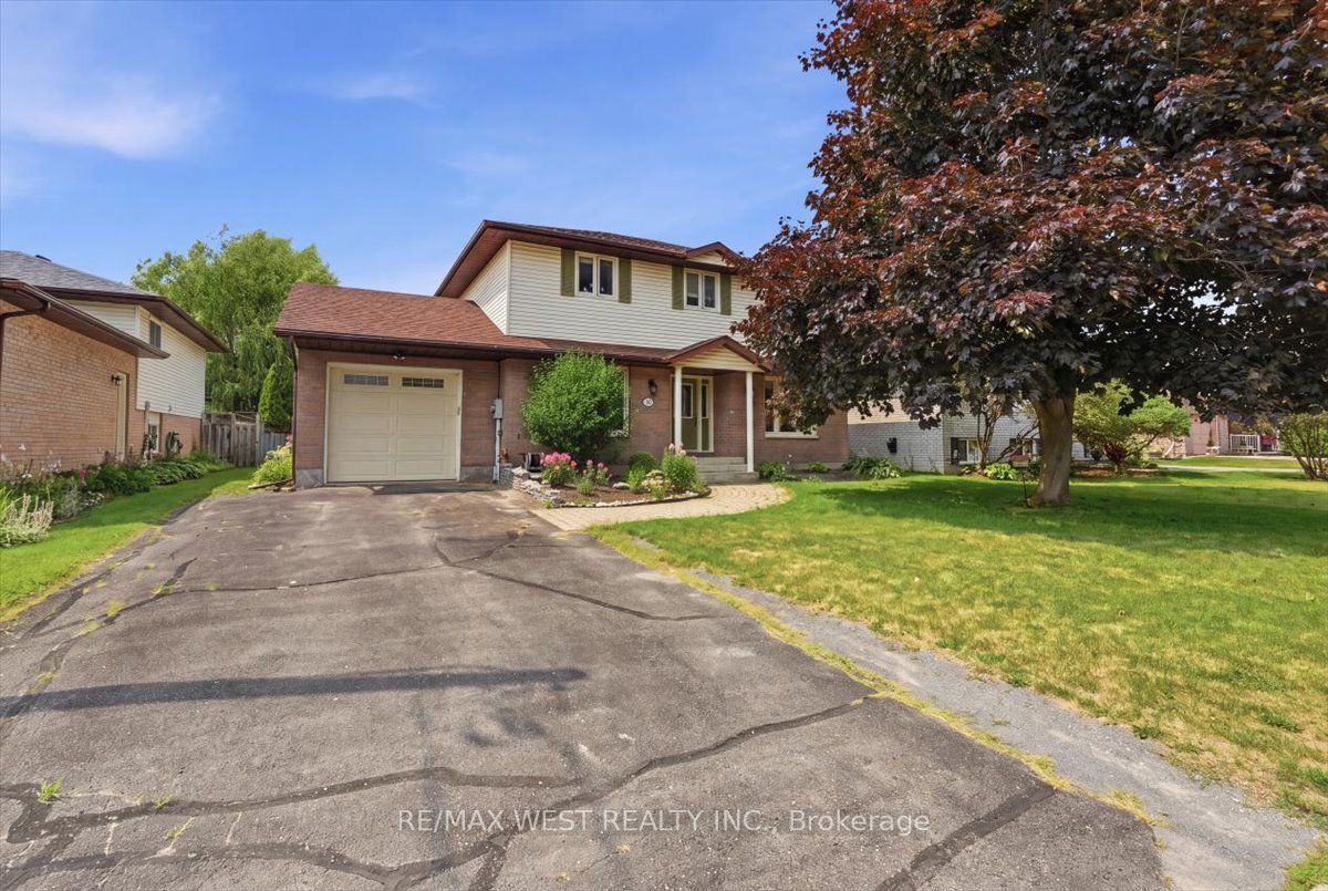 12 Dunnett Drive Property Photo 1