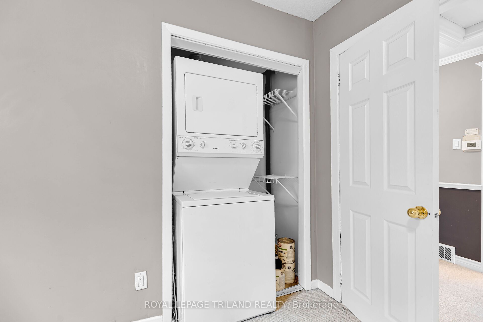 35 Miles Street Property Photo 17