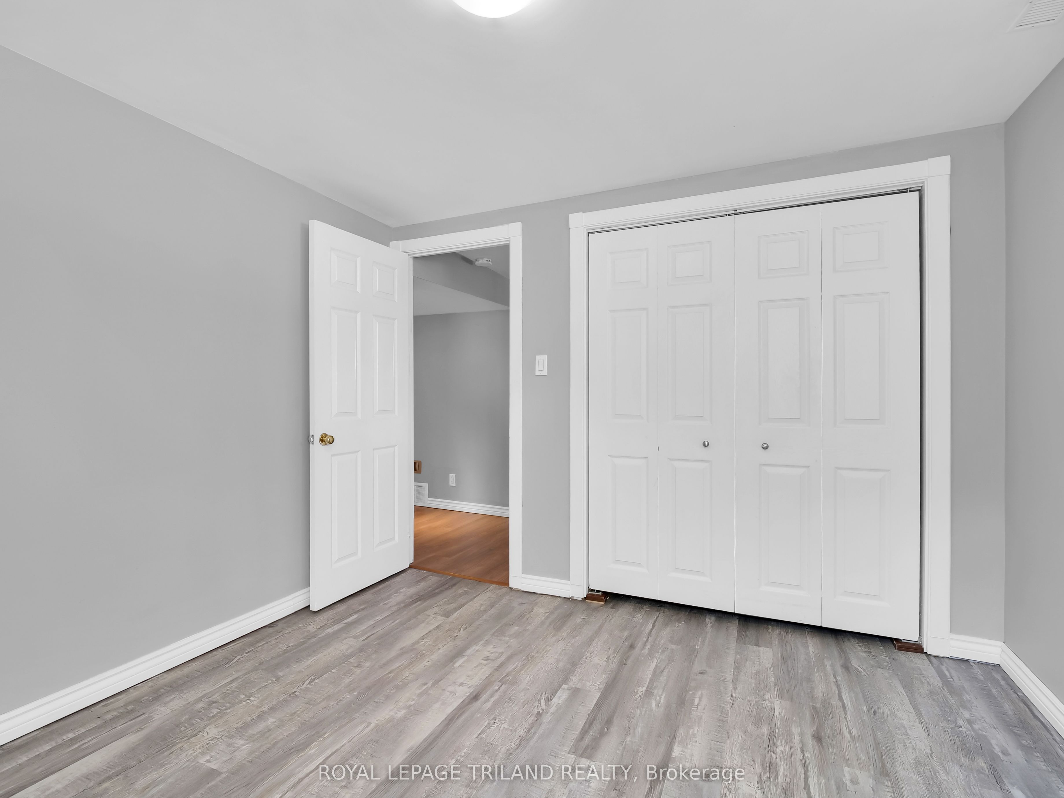35 Miles Street Property Photo 29