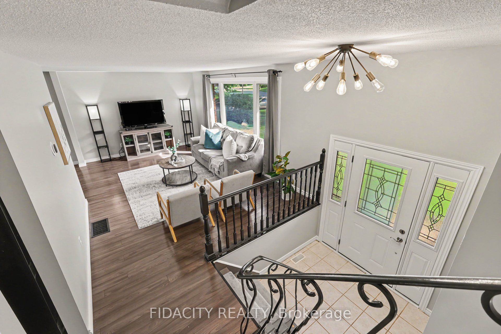 176 Doe Road Property Photo 4