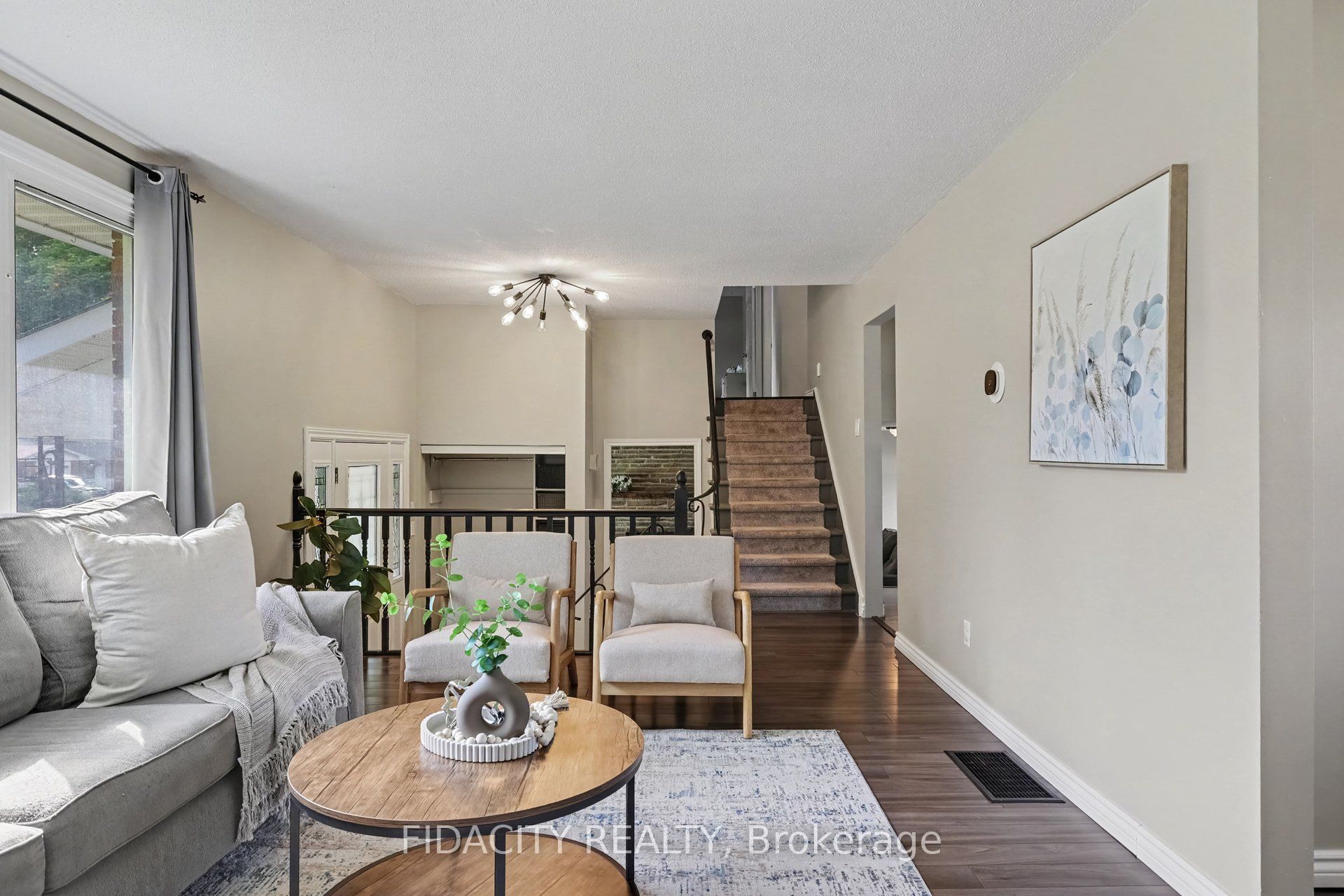 176 Doe Road Property Photo 6