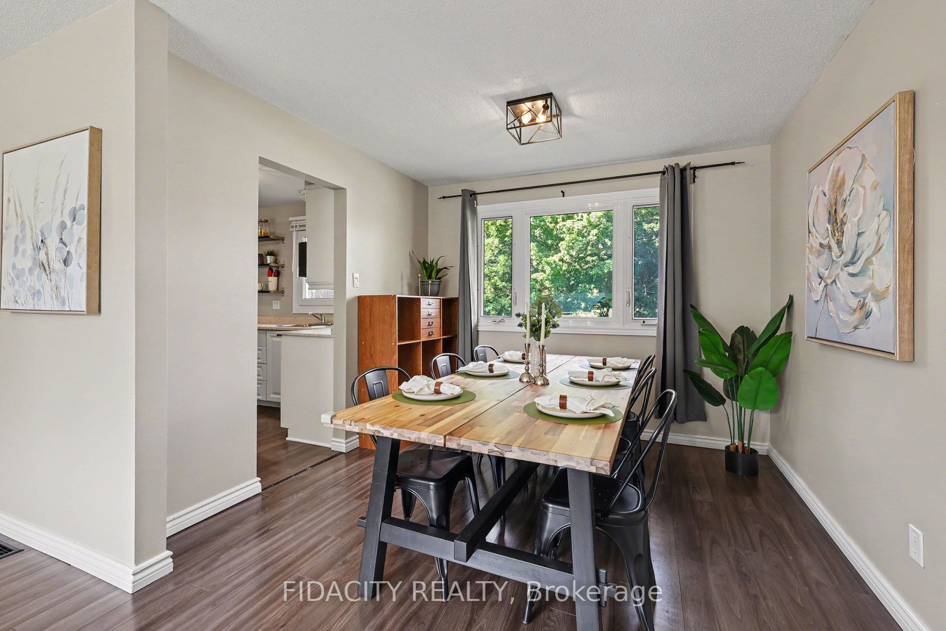 176 Doe Road Property Photo 9