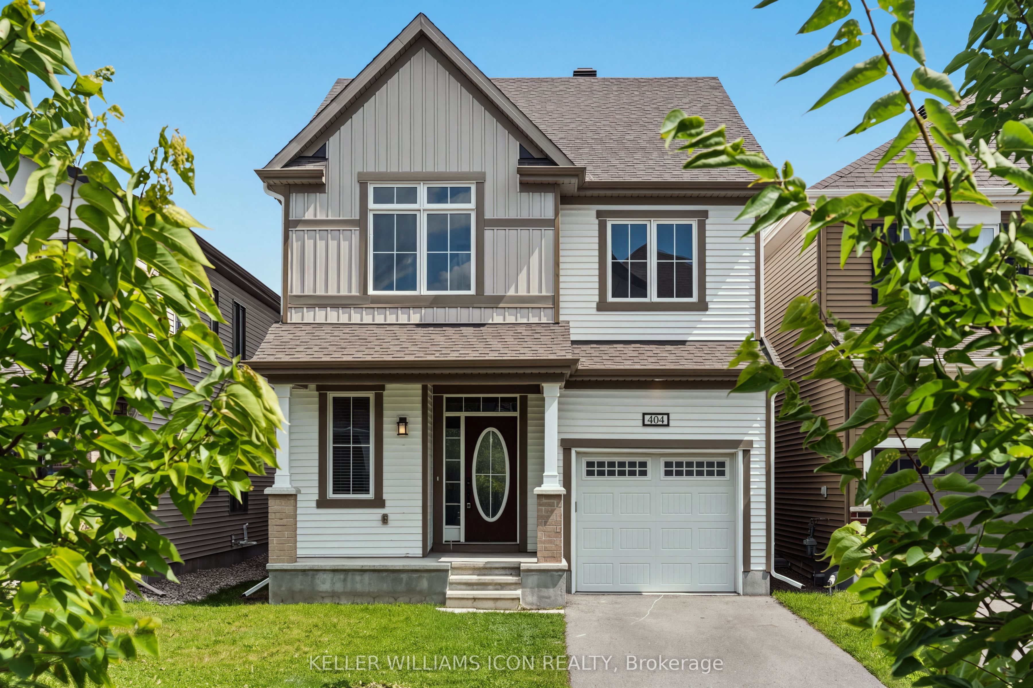 404 Aphelion Crescent Property Photo 1