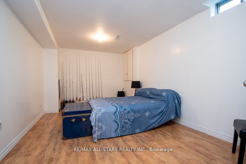 176 Elgin Street Property Photo 31