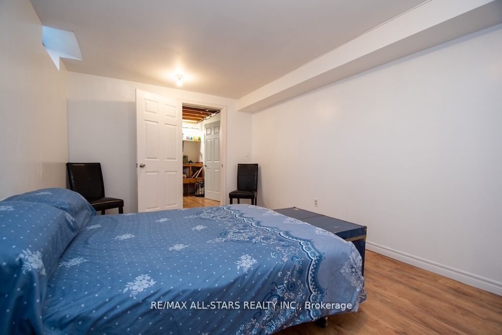 176 Elgin Street Property Photo 32