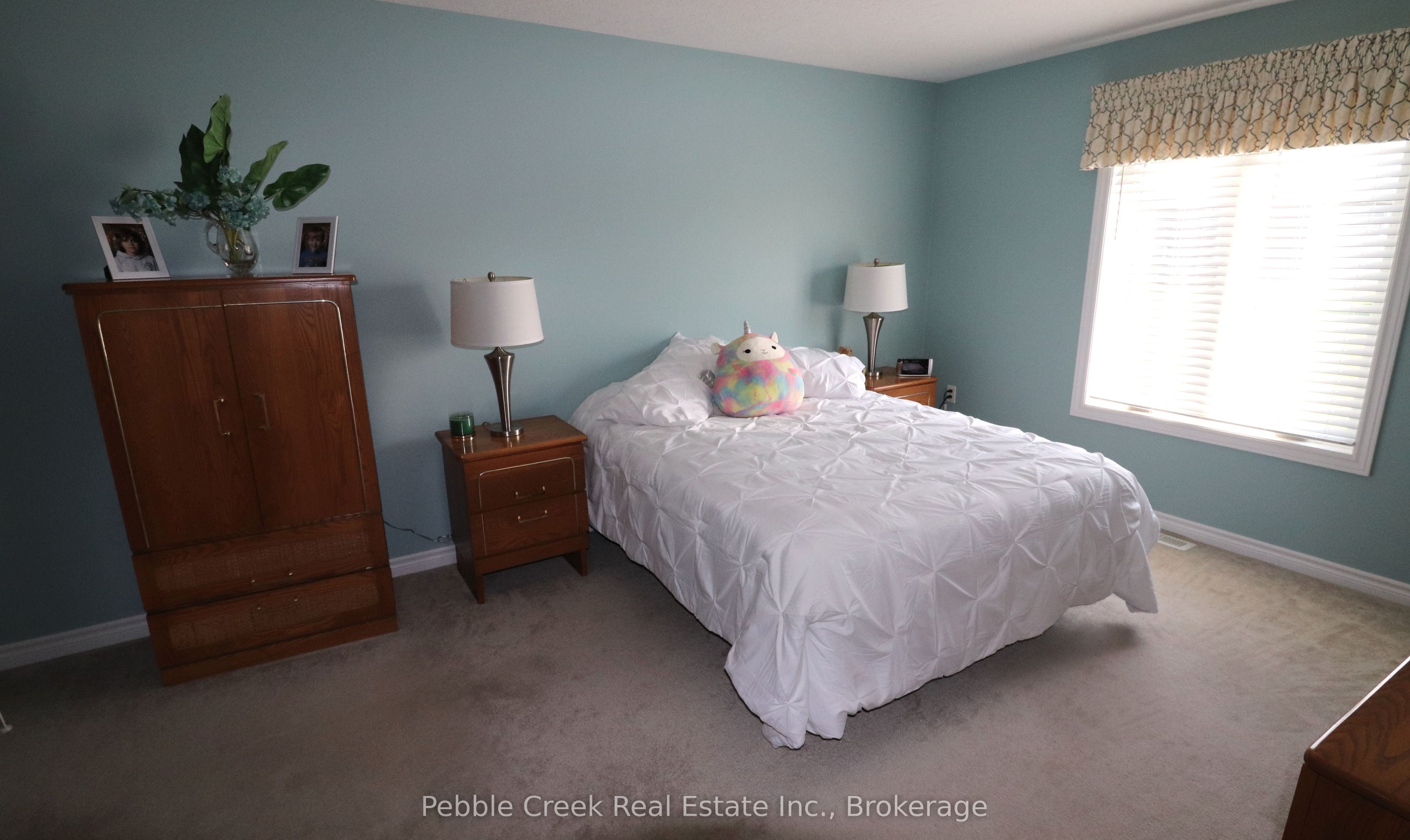 20 Huron Heights Drive Property Photo 16