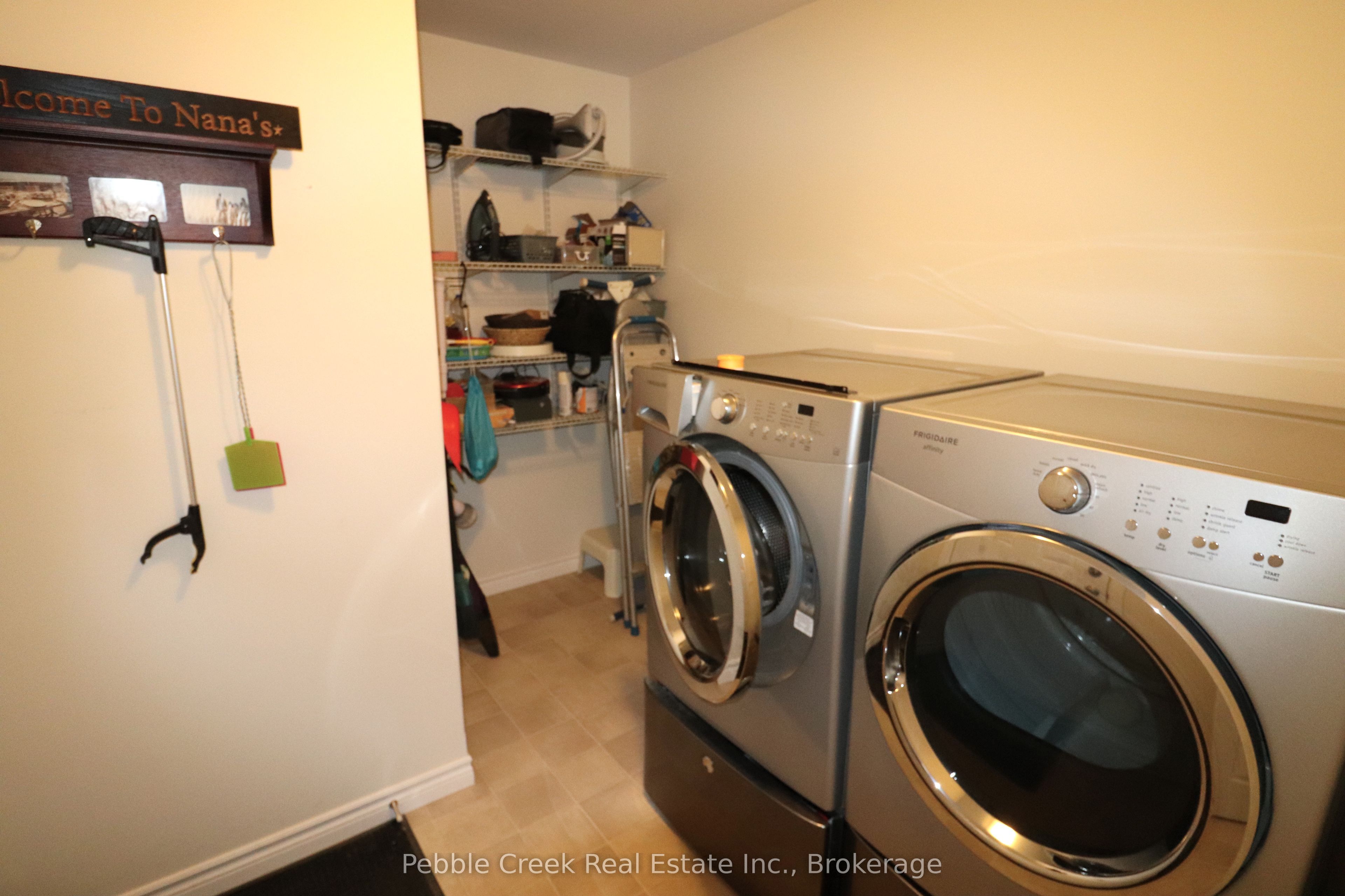 20 Huron Heights Drive Property Photo 24