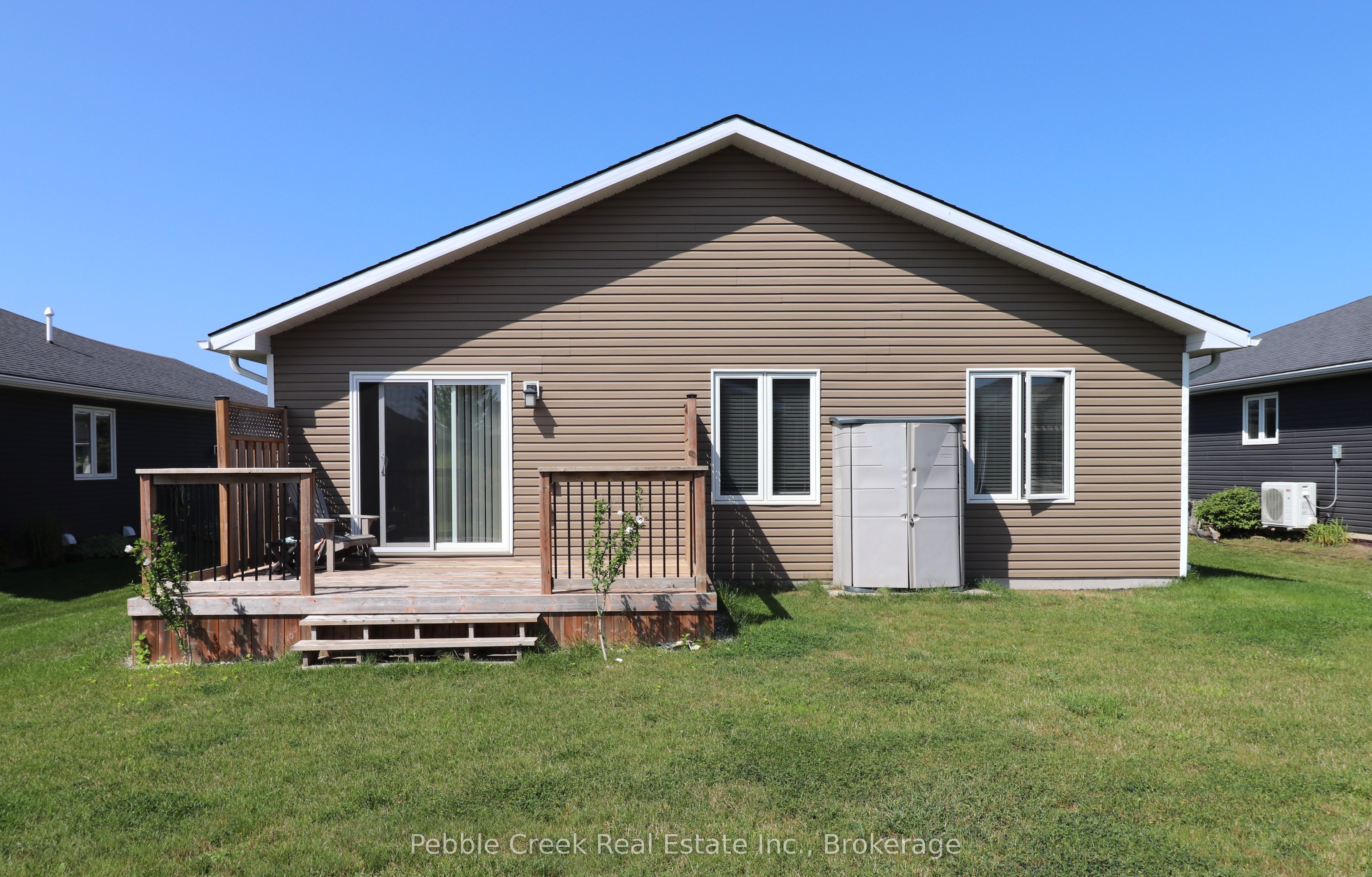 20 Huron Heights Drive Property Photo 27